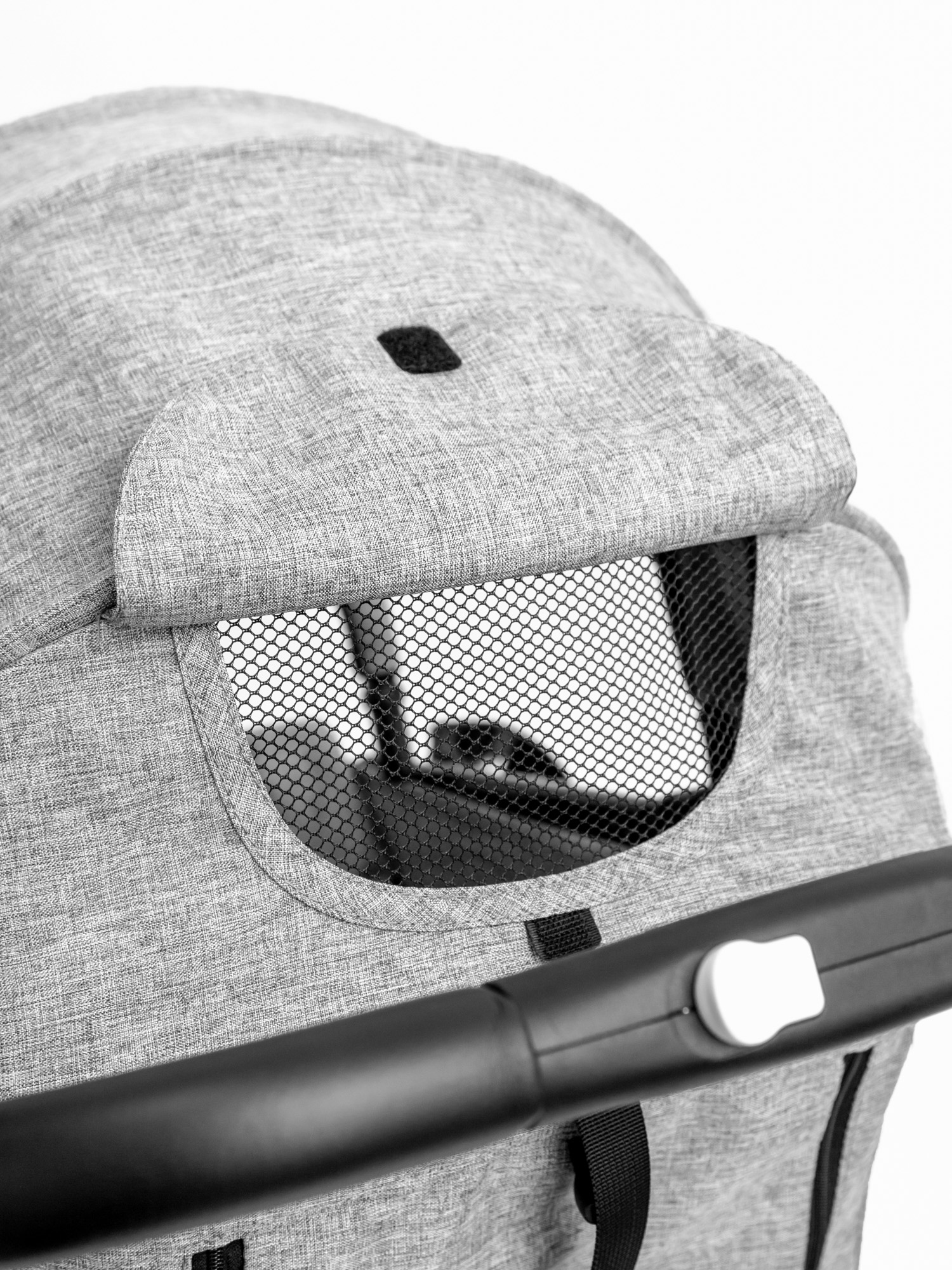 Коляска прогулочная Amarobaby Voyager серый - фото 26