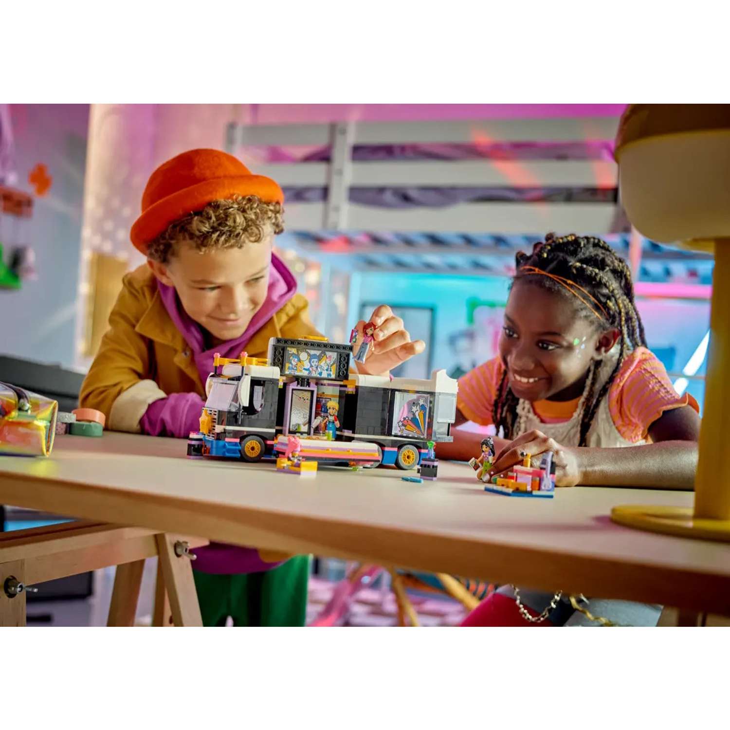 Конструктор LEGO Friends Музыкальный тур поп-звезды 845 дет. - фото 9