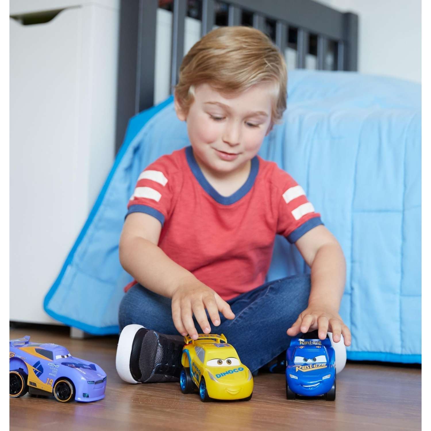 Автомобиль Cars Диноко Круз Рамирез DVD31 - фото 10
