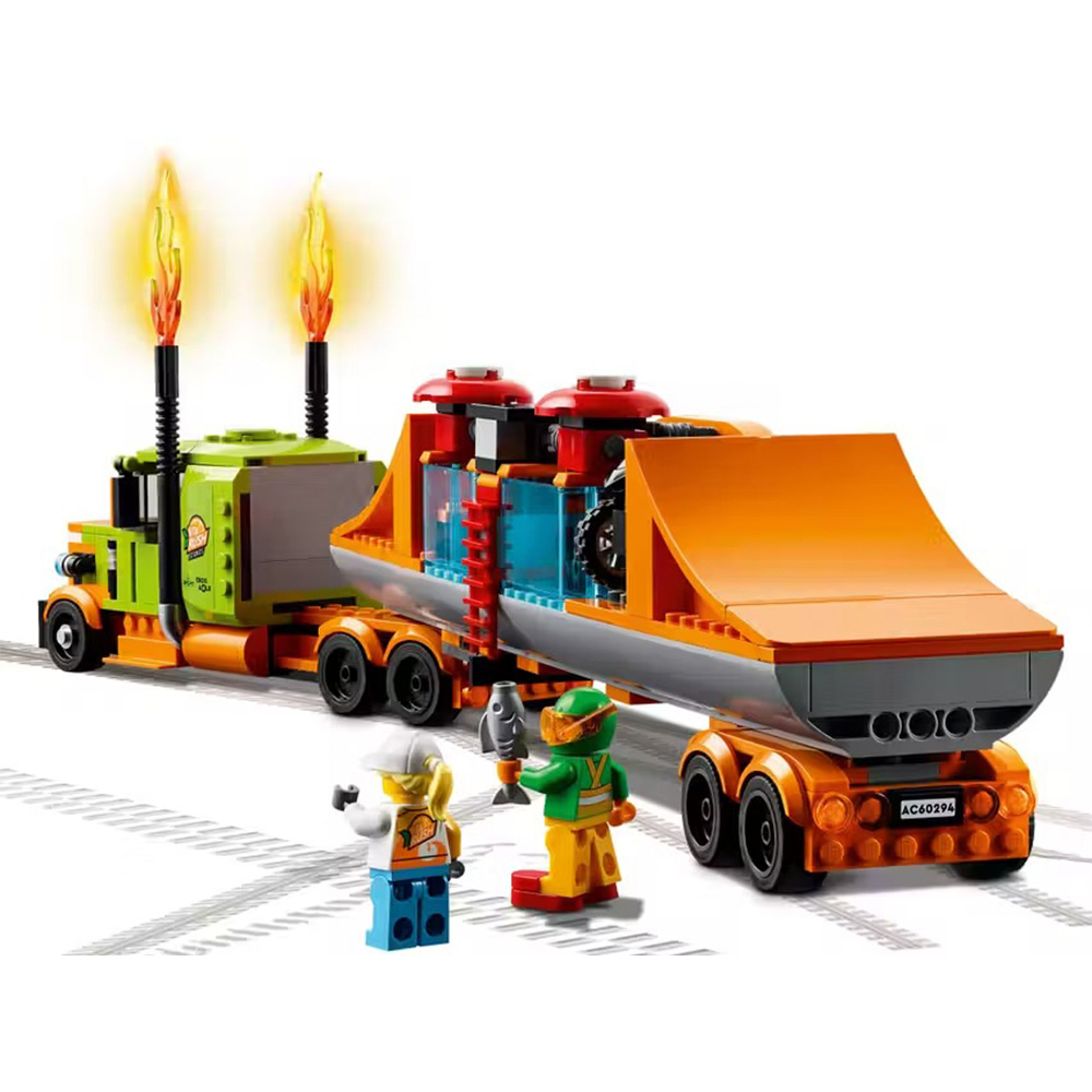 Конструктор LEGO City Грузовик для шоу каскадёров 420 дет. - фото 7