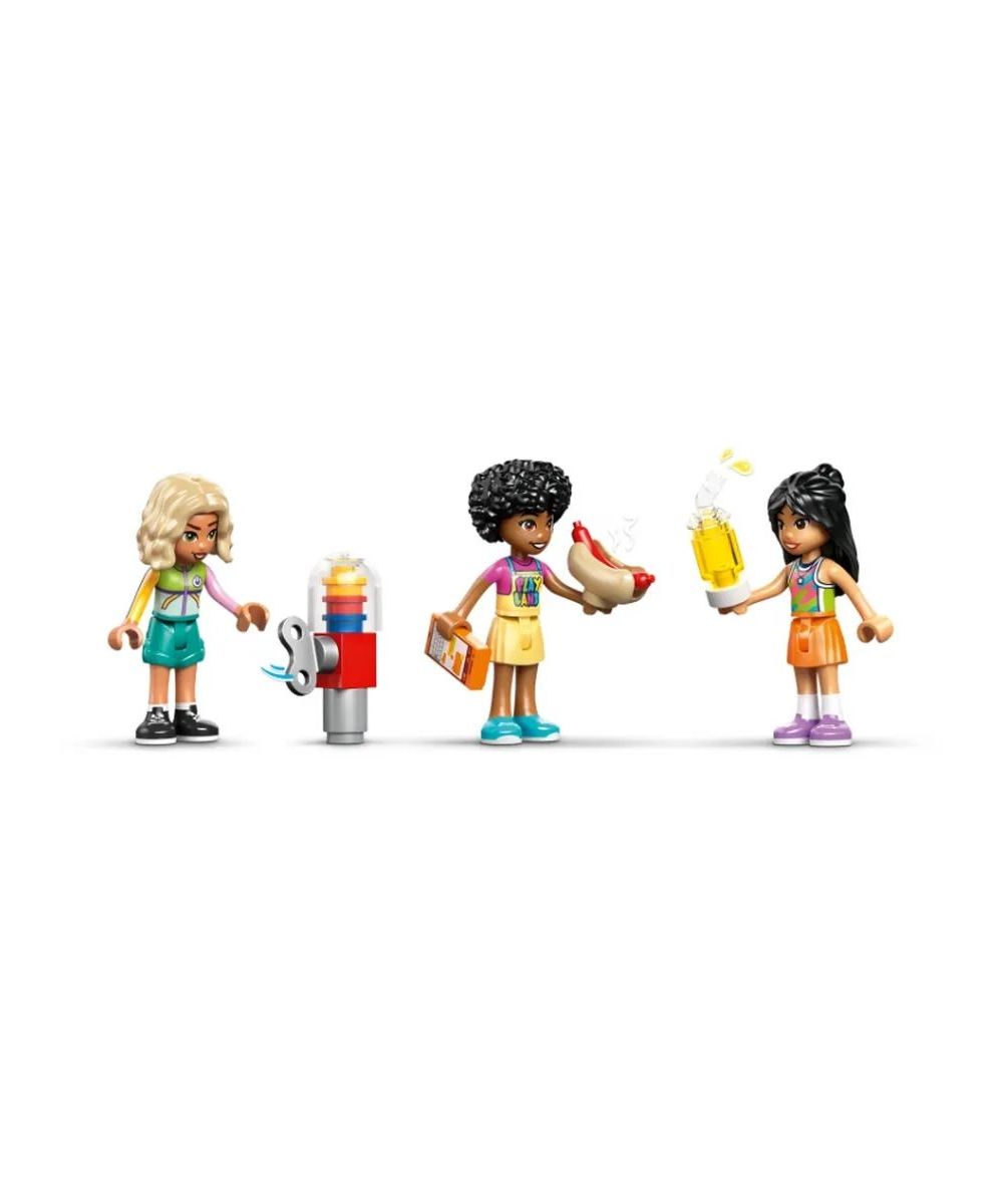 Конструктор LEGO Friends Веселая игровая площадка 668 дет. - фото 4