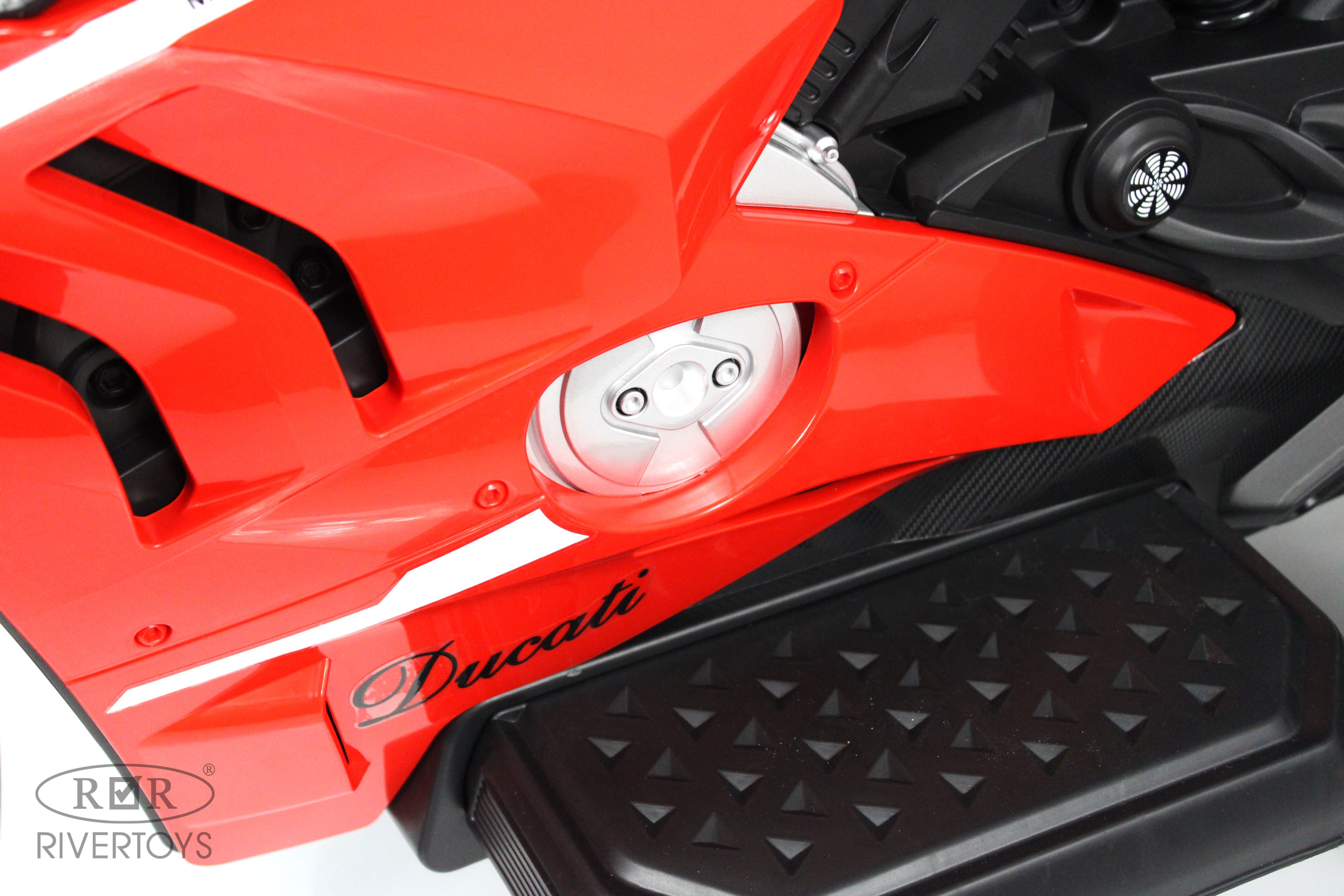 Электромотоцикл RIVERTOYS М777БХ-RED - фото 12