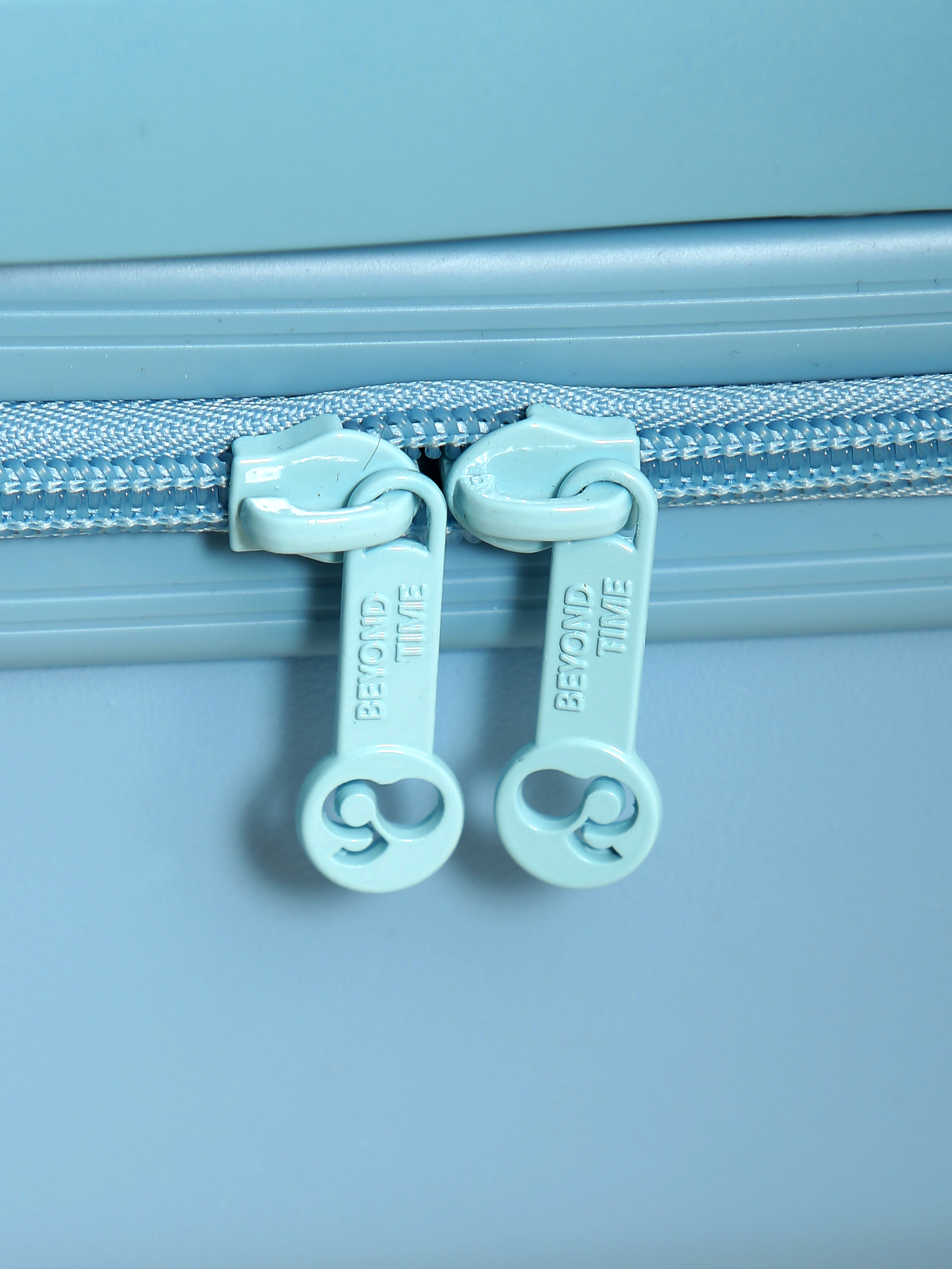 Чемодан Beyond time Капибара - фото 5