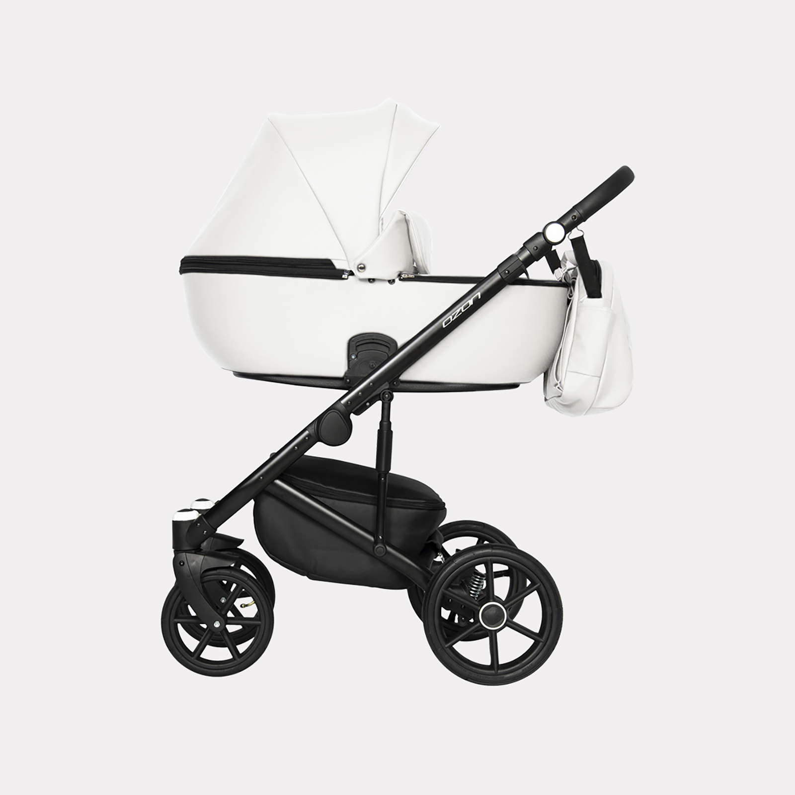 Коляска 3в1 Riko Basic Ozon - фото 11