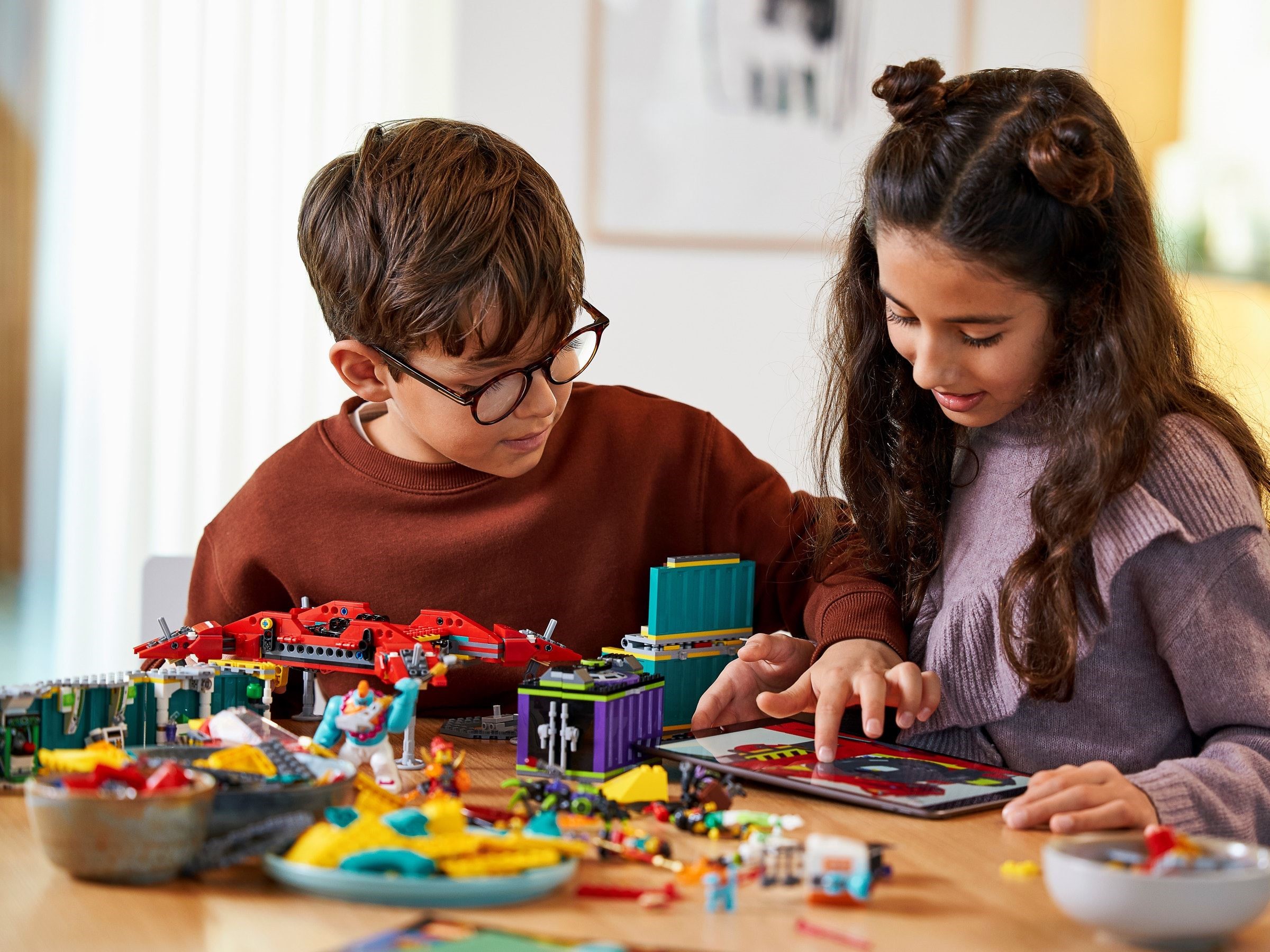 Конструктор LEGO Monkie kid 80023 1462 дет. - фото 11