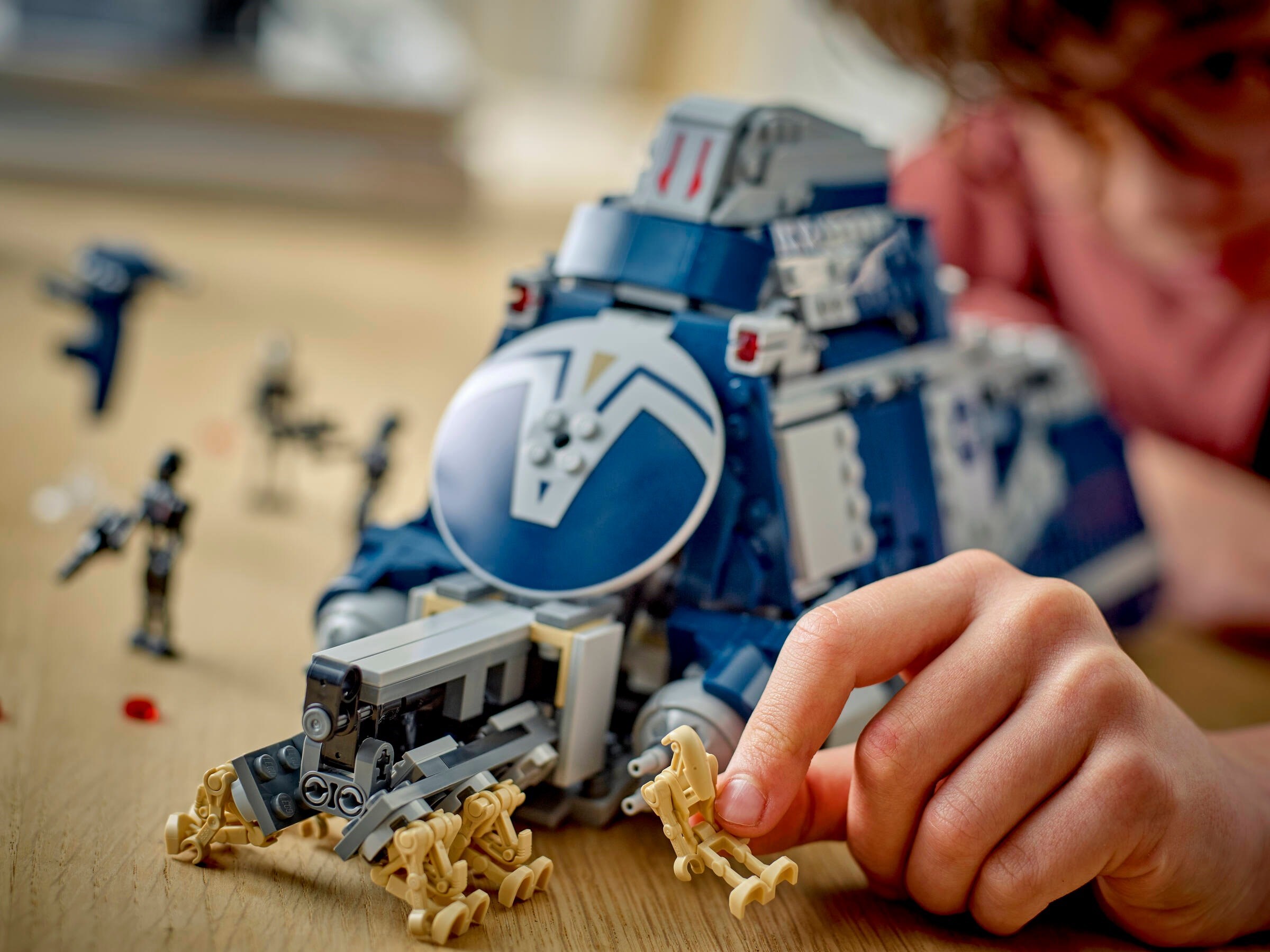Конструктор LEGO Star Wars 75435 976 дет. - фото 4