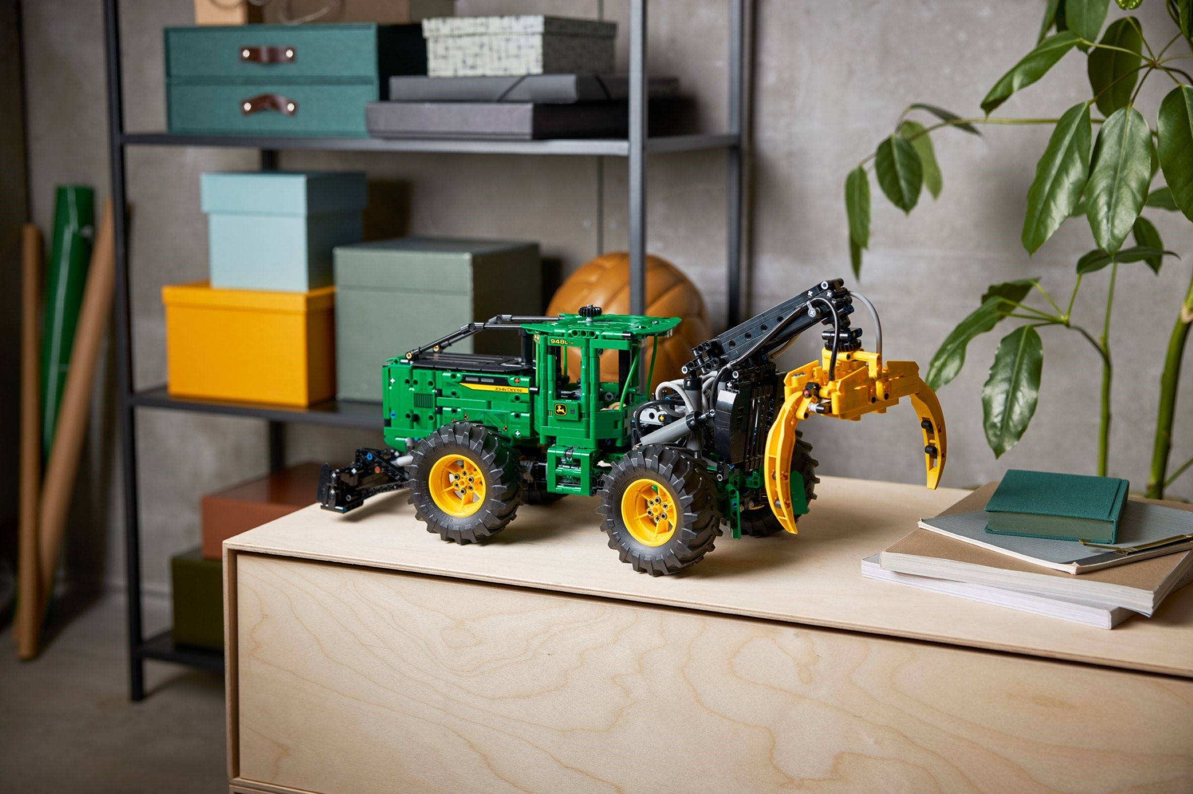 Конструктор LEGO Technic 42157 1492 дет. - фото 8