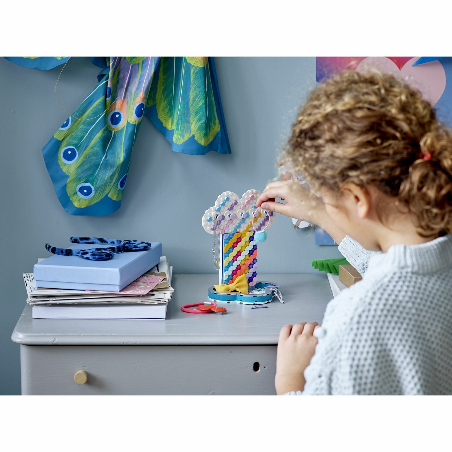 Конструктор LEGO DOTS Подставка для украшений Радуга - фото 22
