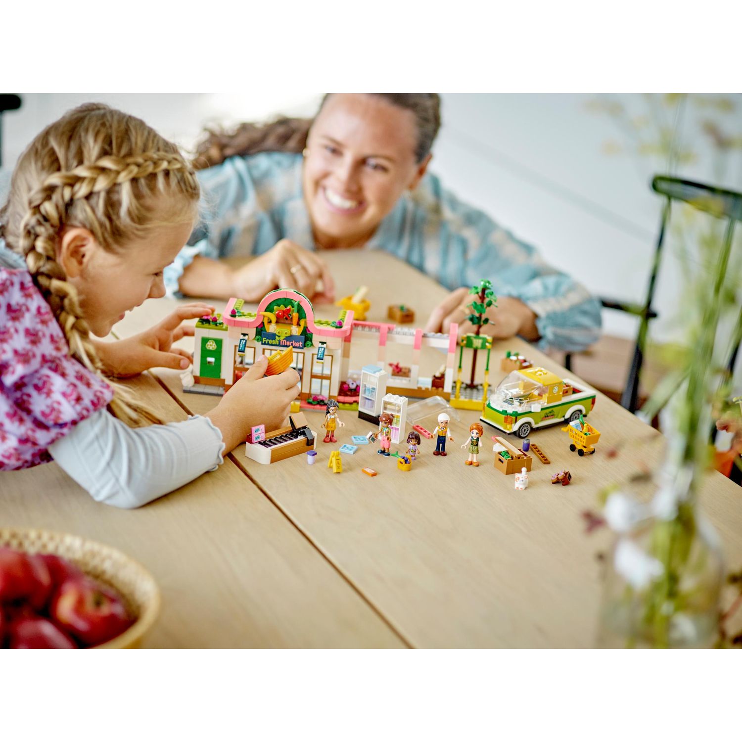 Конструктор LEGO Friends Магазин органических продуктов - фото 10