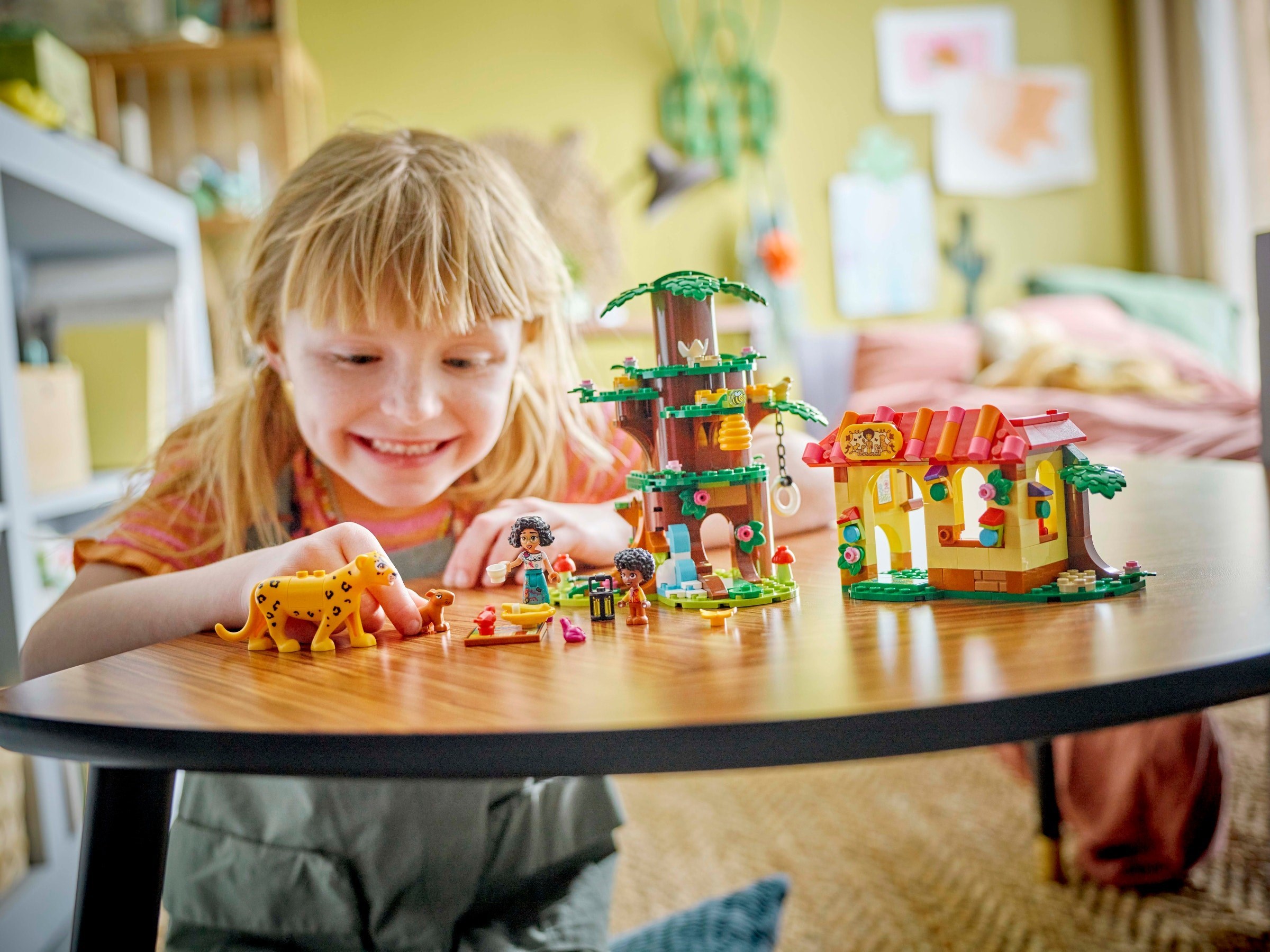 Конструктор LEGO Disney 43251 310 дет. - фото 6