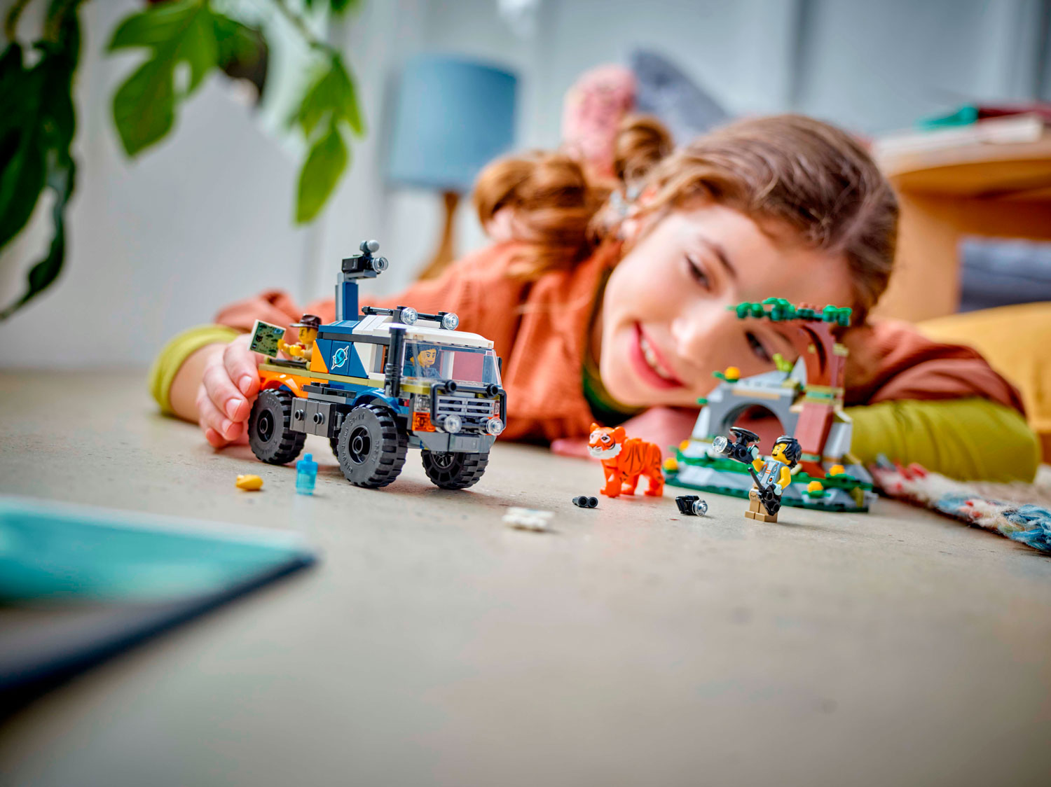 Конструктор LEGO City Исследователь джунглей 314 дет. - фото 10