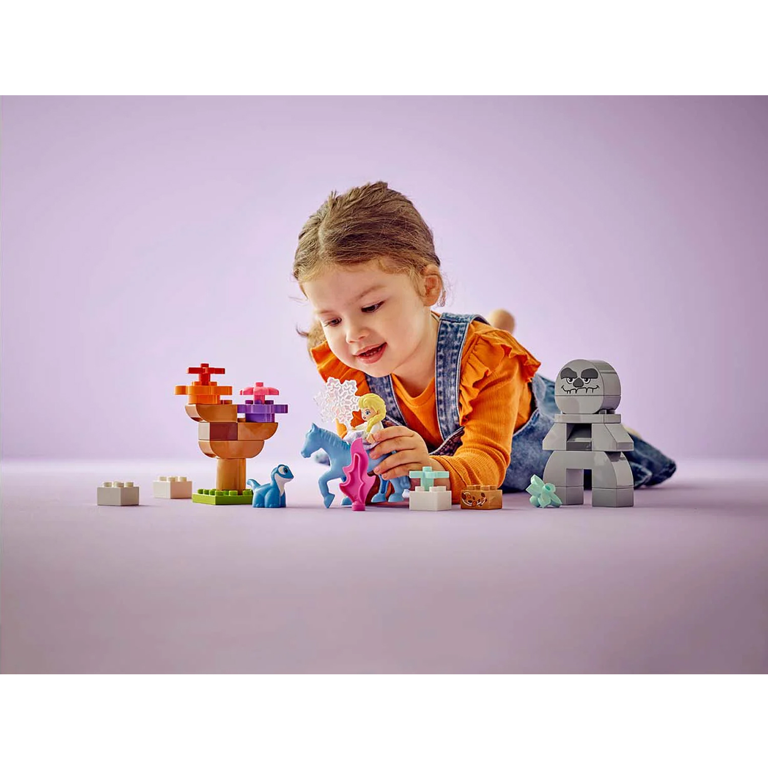 Конструктор LEGO DUPLO Эльза и Бруни в лесу 31 дет. - фото 7