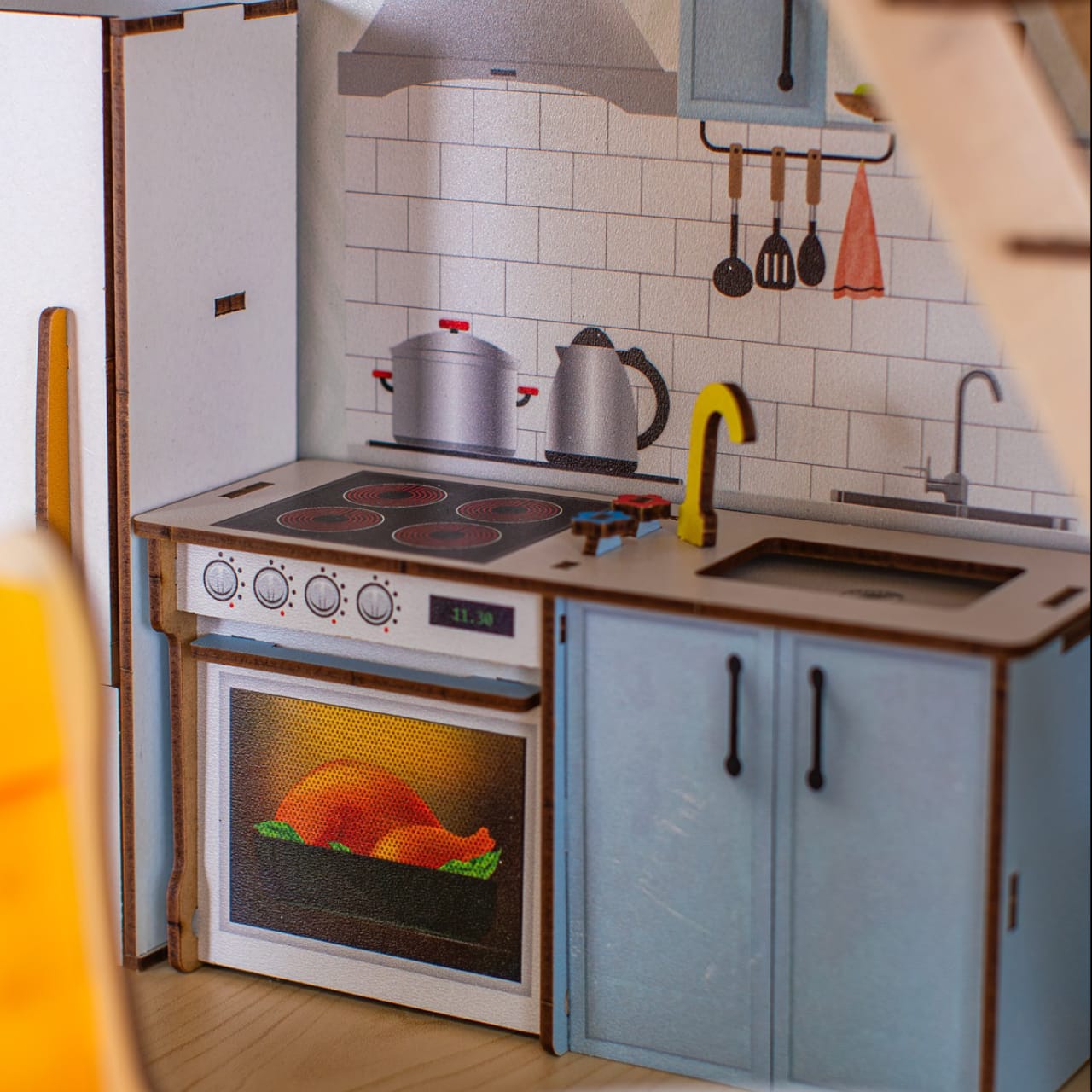 Домик для кукол M-WOOD 95 см с мебелью 3034 - фото 9