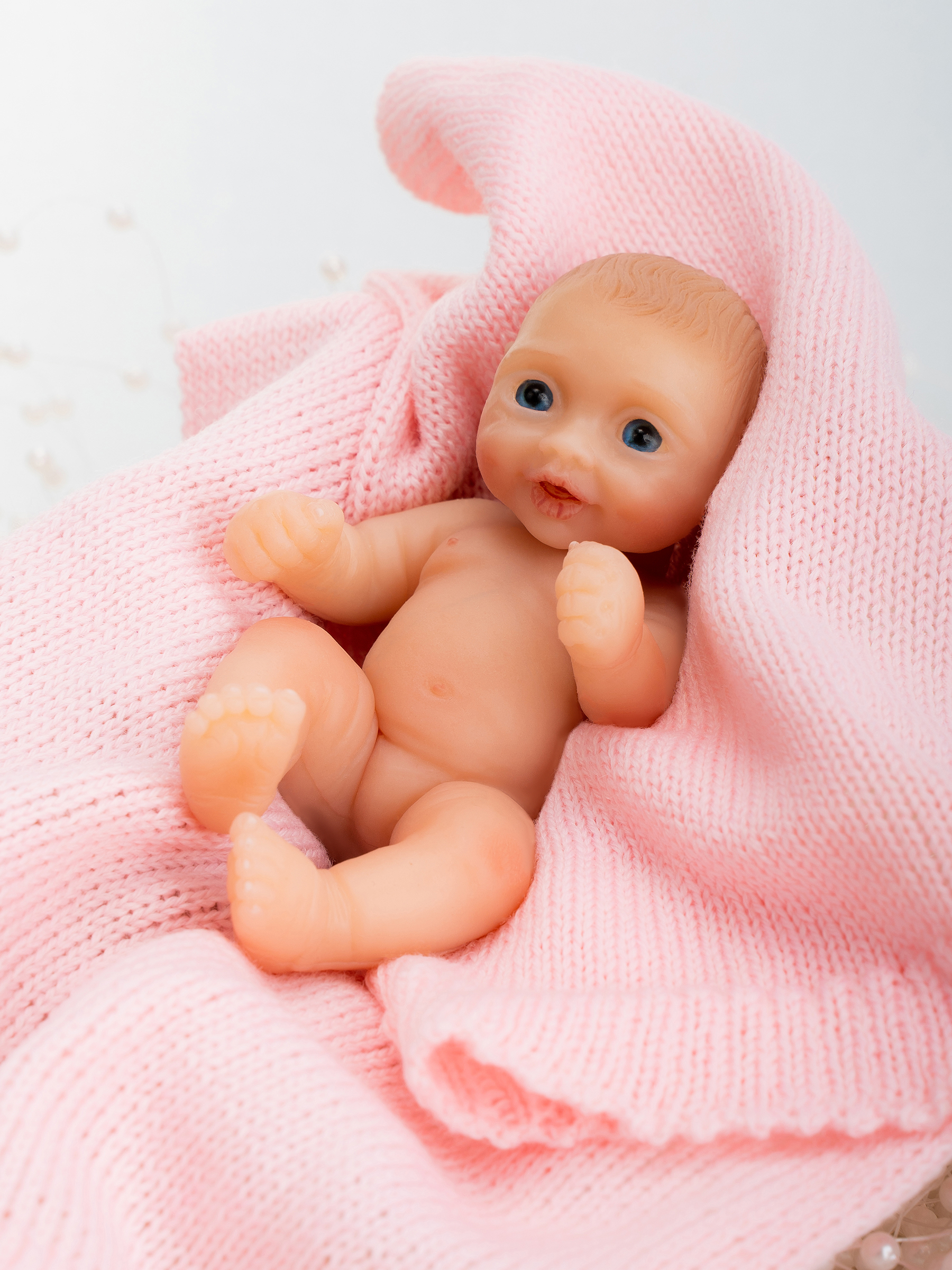 Кукла мини Magic Manufactory Magic baby Пупс Reborn розовый высота 12 см 4631162180888 - фото 17