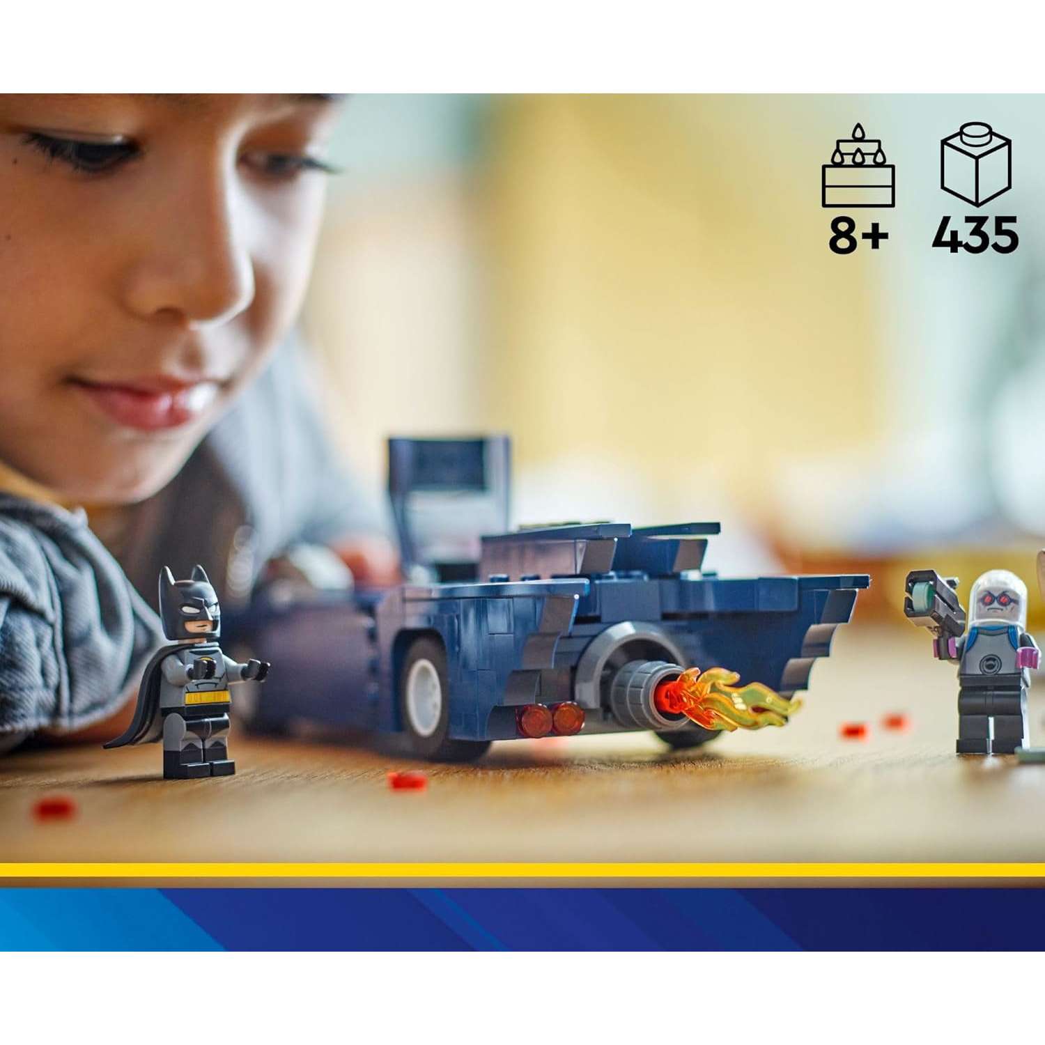 Конструктор LEGO Batman Movie Бэтмен vs Харли Квинн и м.Фриз 435 дет. - фото 5