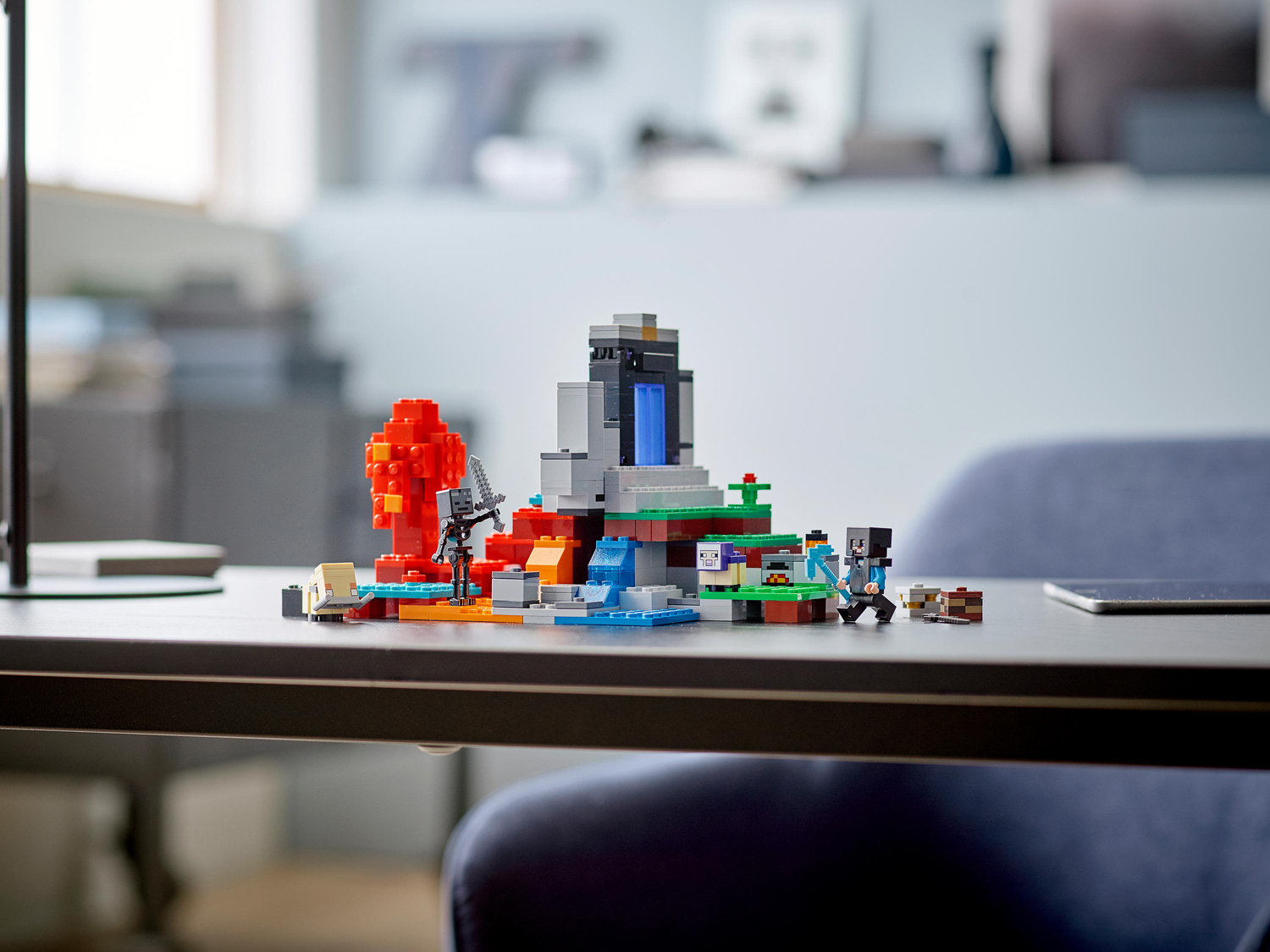Конструктор LEGO Minecraft Разрушенный портал блочный - фото 15