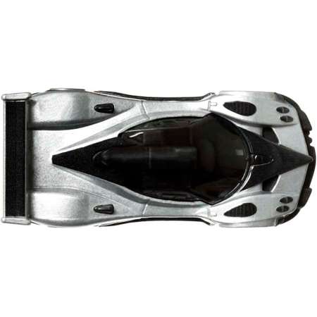 Автомобиль Hot Wheels 1:64 серебряный