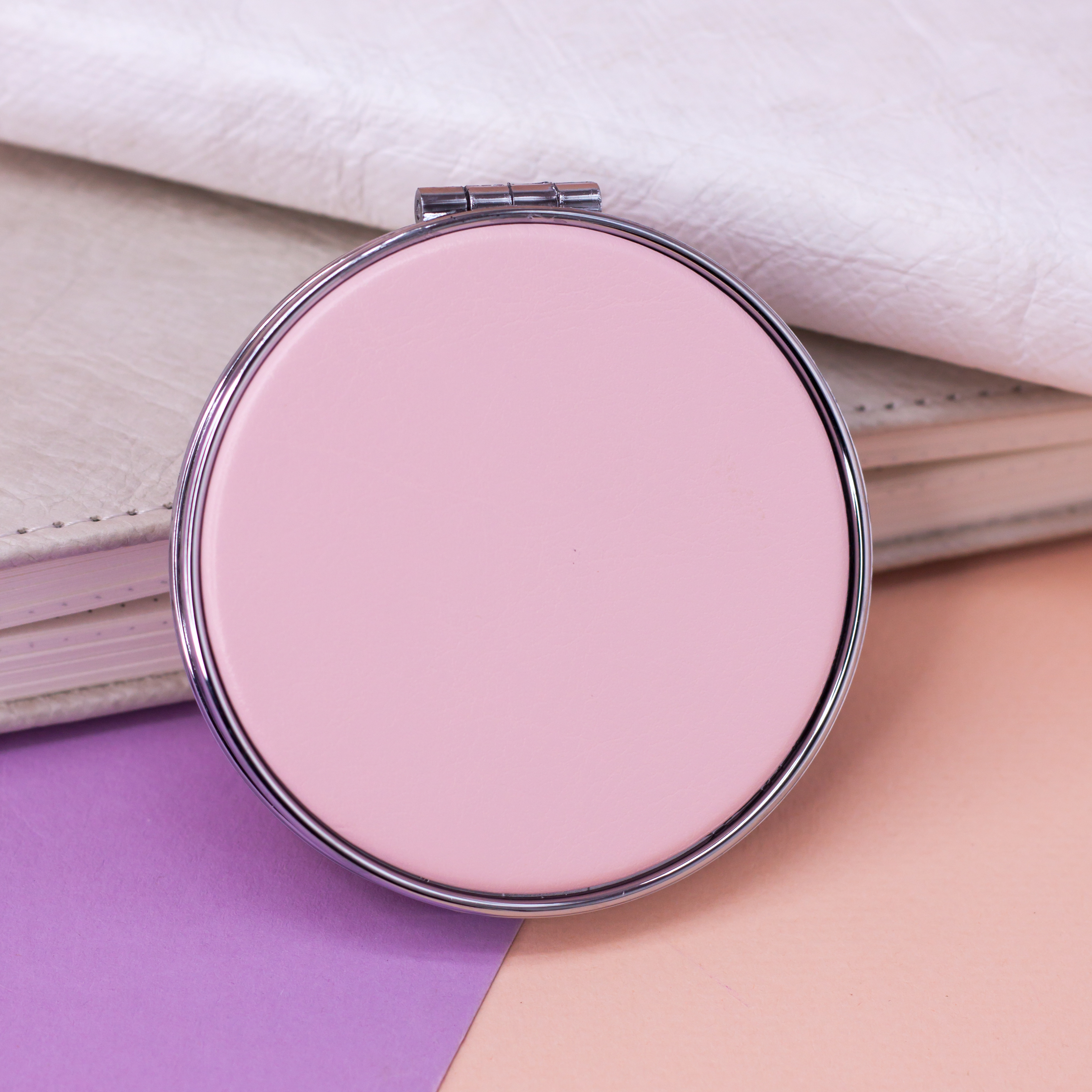 Зеркало карманное iLikeGift Fuit peach pink с увеличением - фото 6