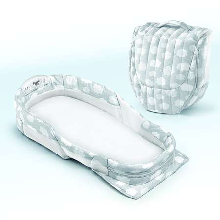 Складная кроватка Baby Delight ХL Cерая с облаками