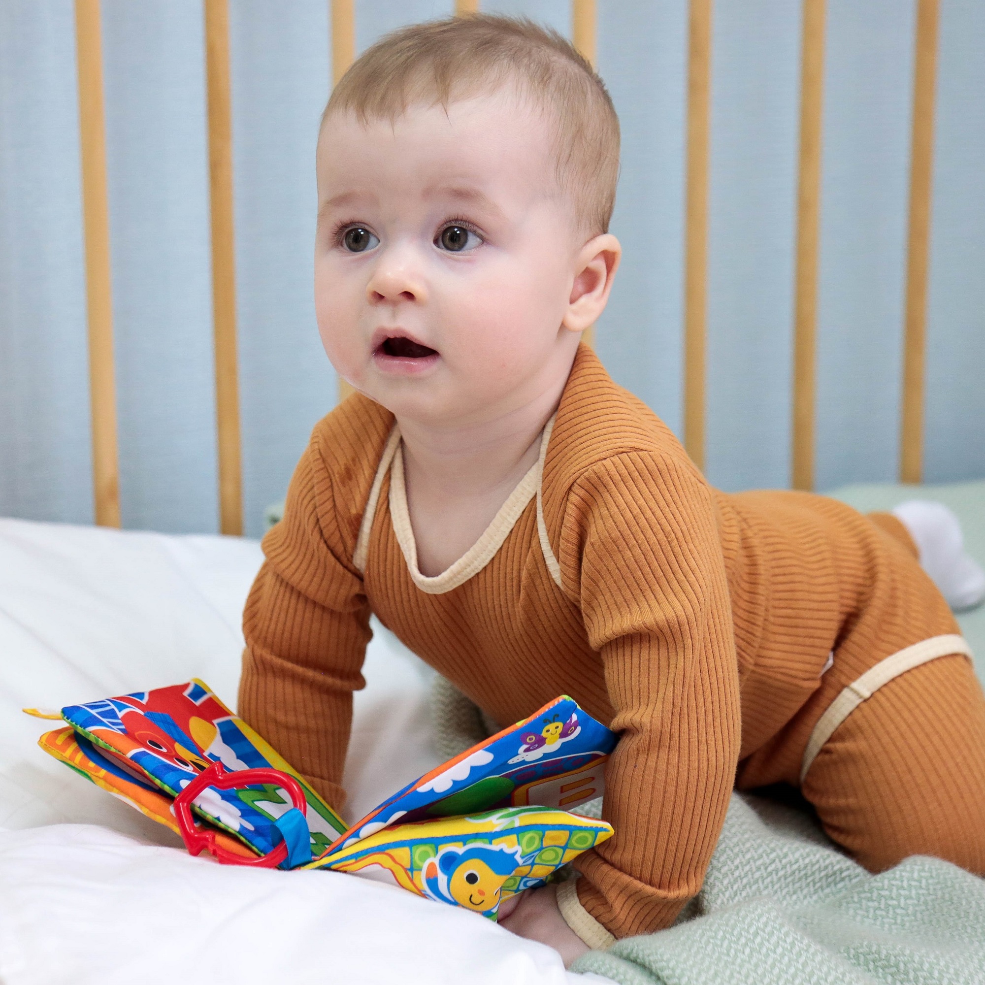 Игрушка Uviton книжка в ассортименте - фото 12
