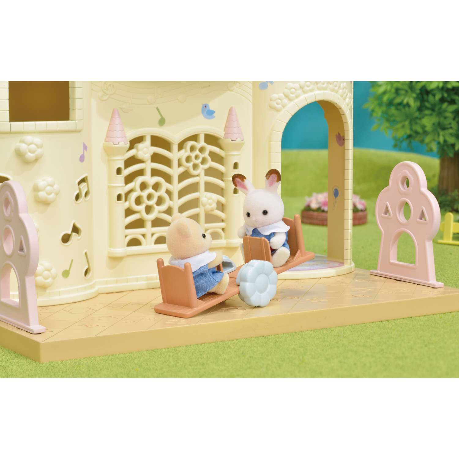 Домик для кукол Sylvanian Families 5670 - фото 11