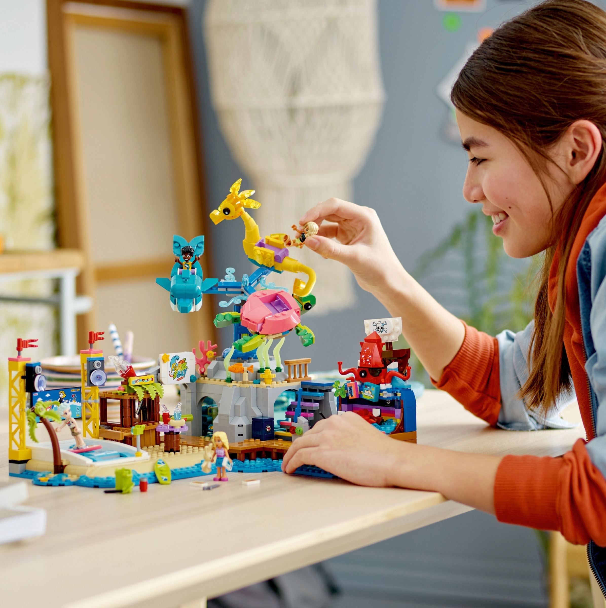 Конструктор LEGO Friends 41737 1348 дет. - фото 8