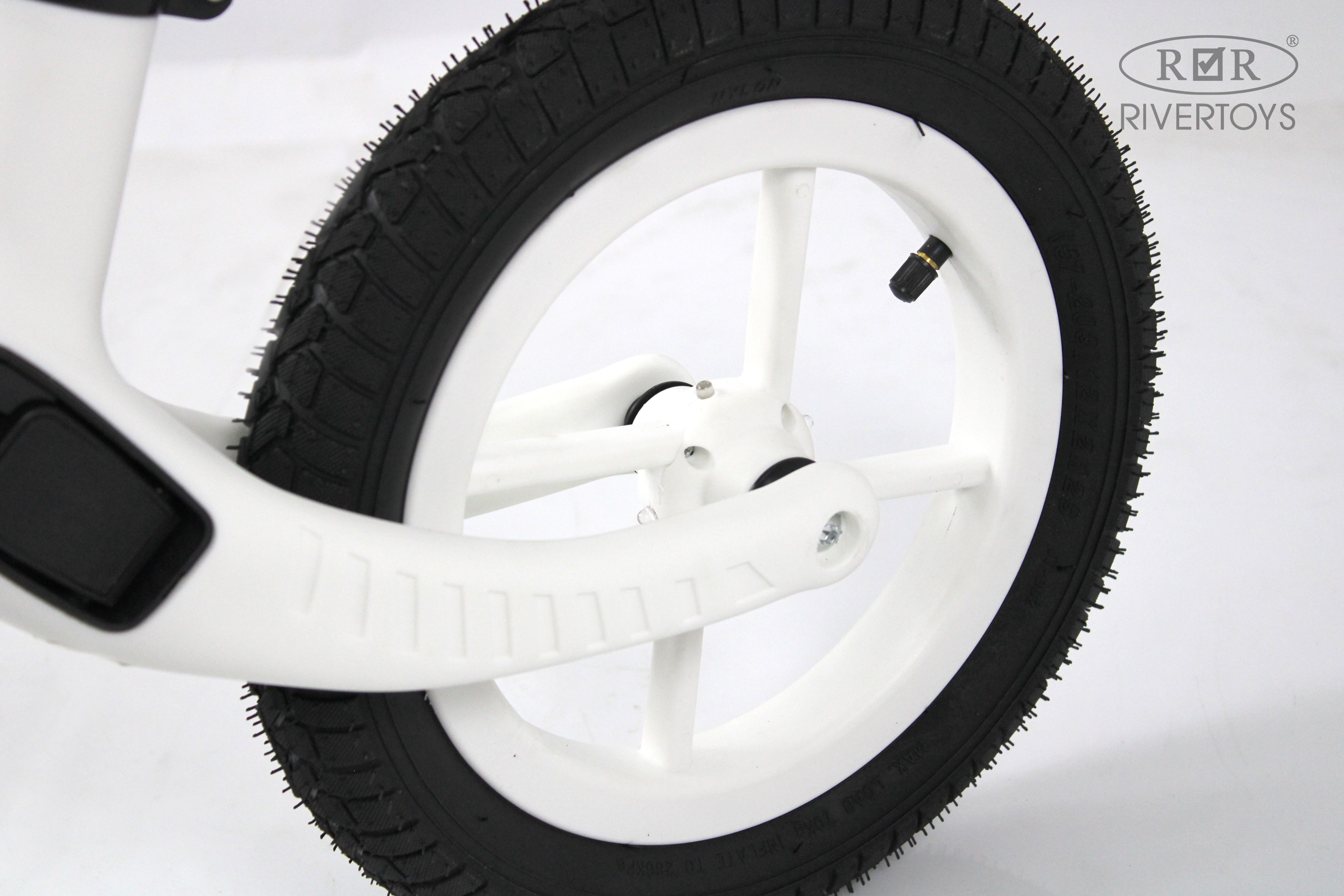 Двухколесный беговел RIVERTOYS 12 дюймов - фото 13