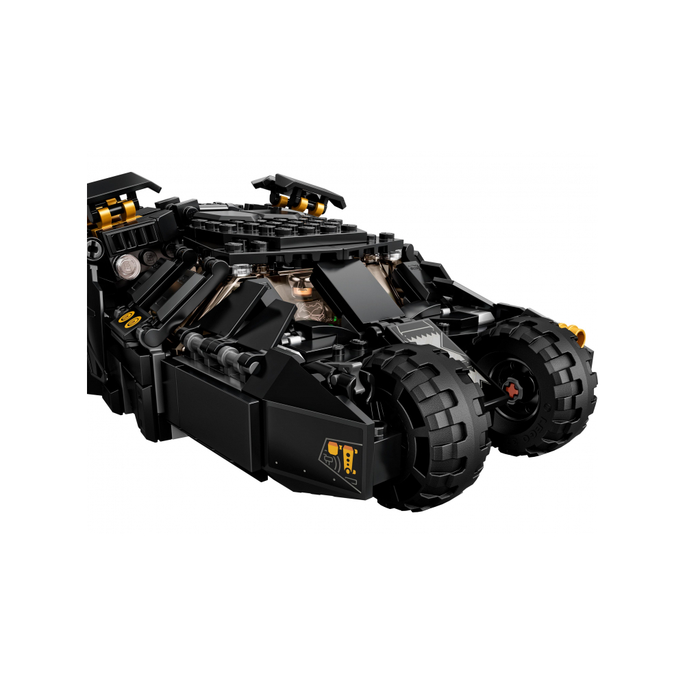 Конструктор LEGO DC Super Heroes Бэтмобиль: Бой с Пугалом 76239 795 дет. - фото 5