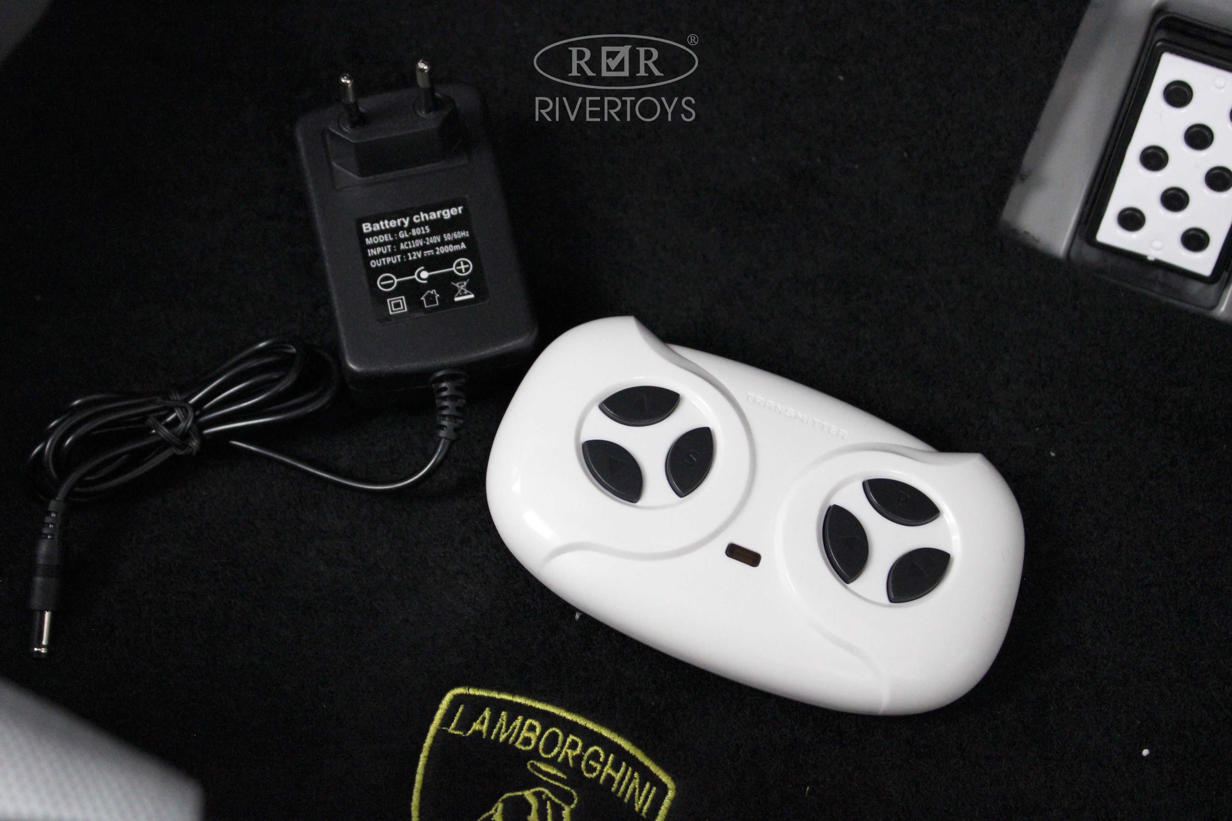 Электромобиль RIVERTOYS E777EE-ORANGE С пультом ДУ - фото 28