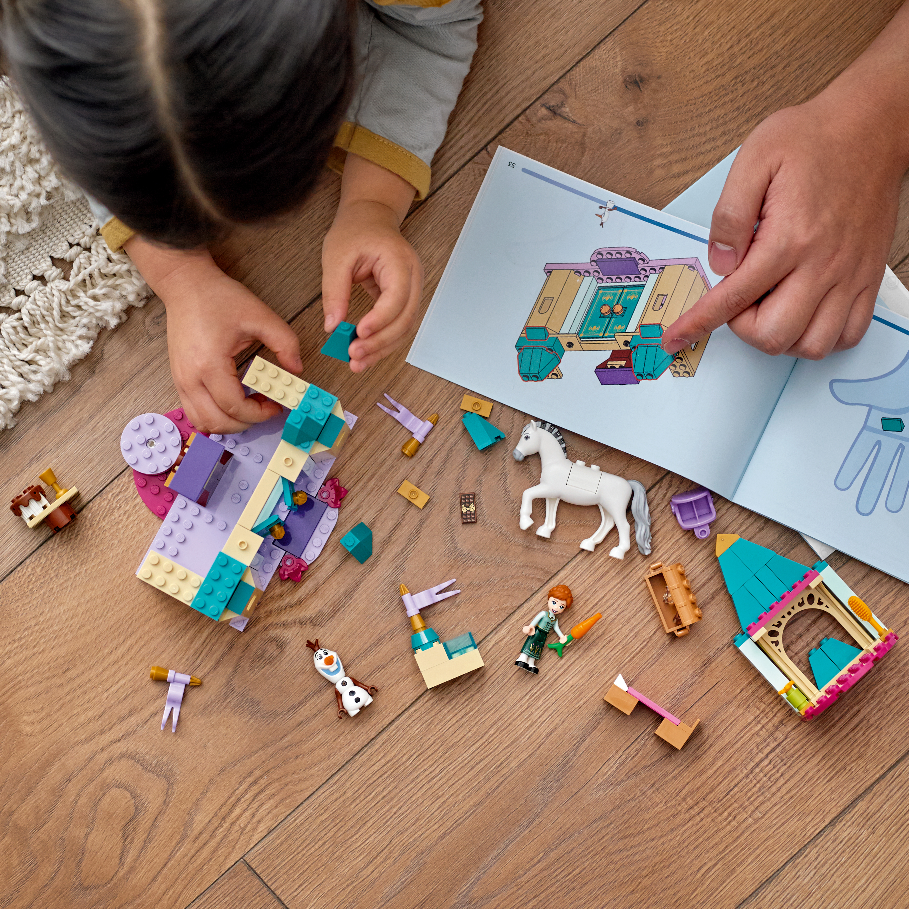 Конструктор LEGO Disney Princess Anna and Olaf Castle Fun 108 дет. - фото 9