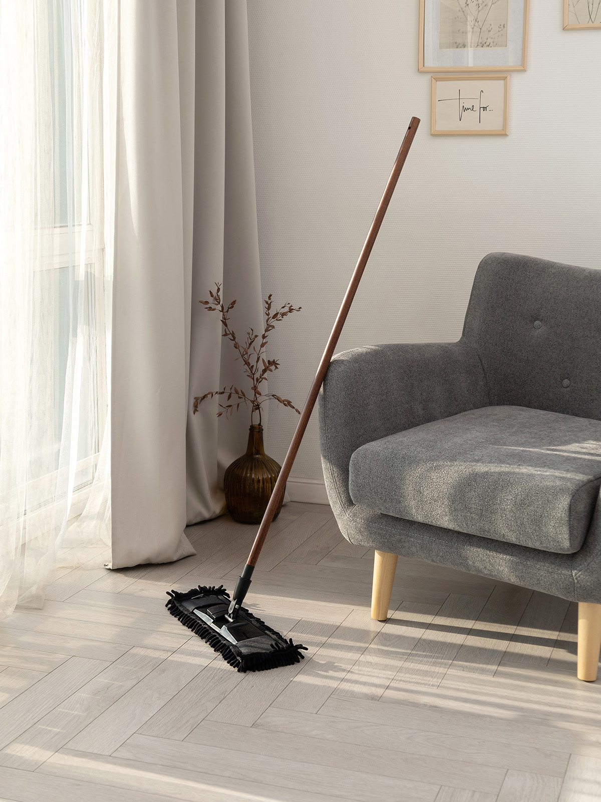 Швабра DeNASTIA Dark wood 43x13x120 см ручка из бука, насадка полиэстер L000049 - фото 1