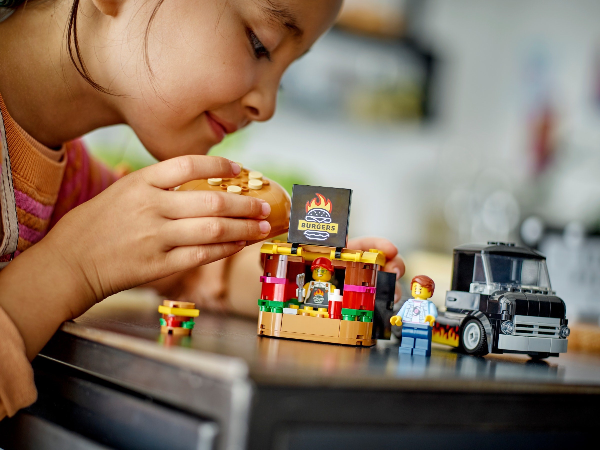 Конструктор LEGO City 60404 194 дет. - фото 7