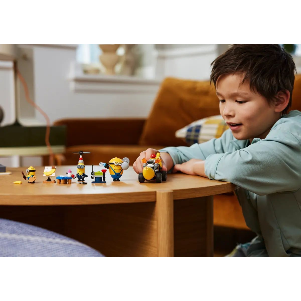 Конструктор LEGO Minions Миньоны и автомобиль банан 136 дет. - фото 8