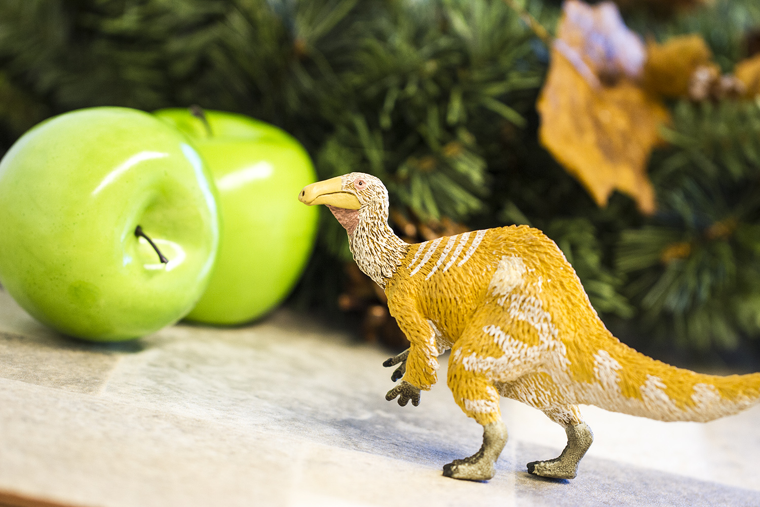 Фигурка Safari Ltd. Динозавр Дейнохейрус - фото 4