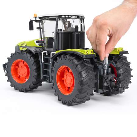Трактор Bruder Claas
