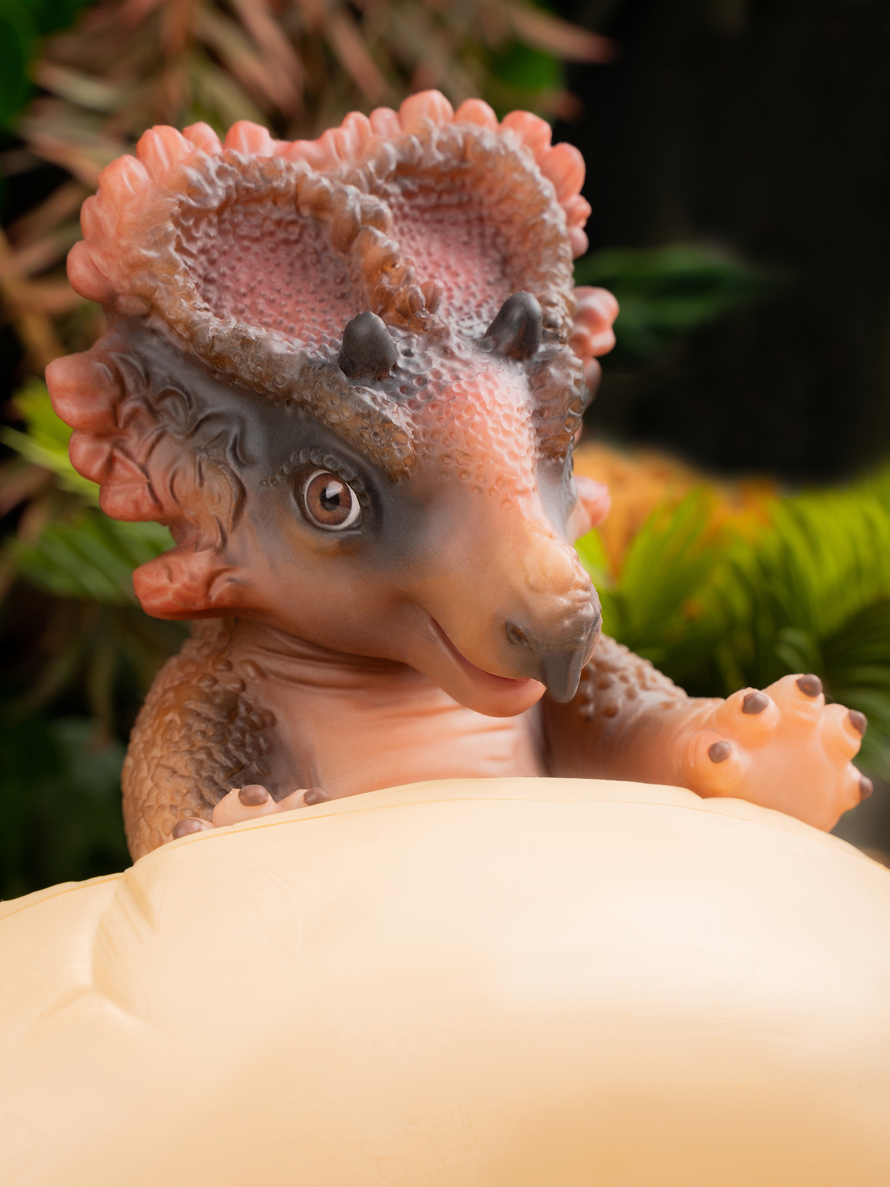 Кукла мини Magic Manufactory Magic Dino Трицератопс высота 24 см 4631163177450 - фото 18