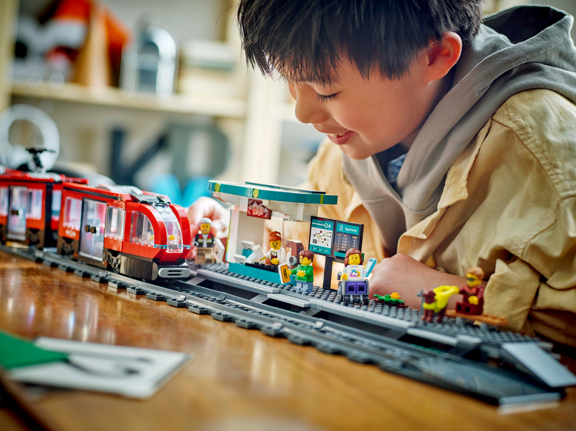 Конструктор LEGO City Трамвай и станция блочный - фото 5
