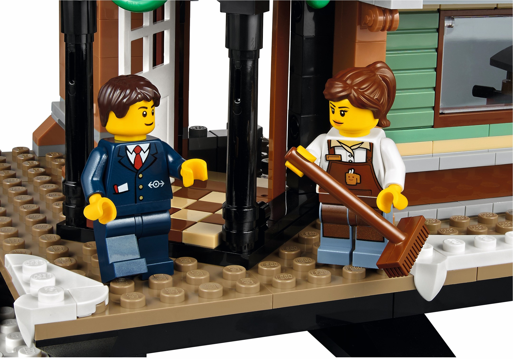Конструктор LEGO Creator 10259 902 дет. - фото 11