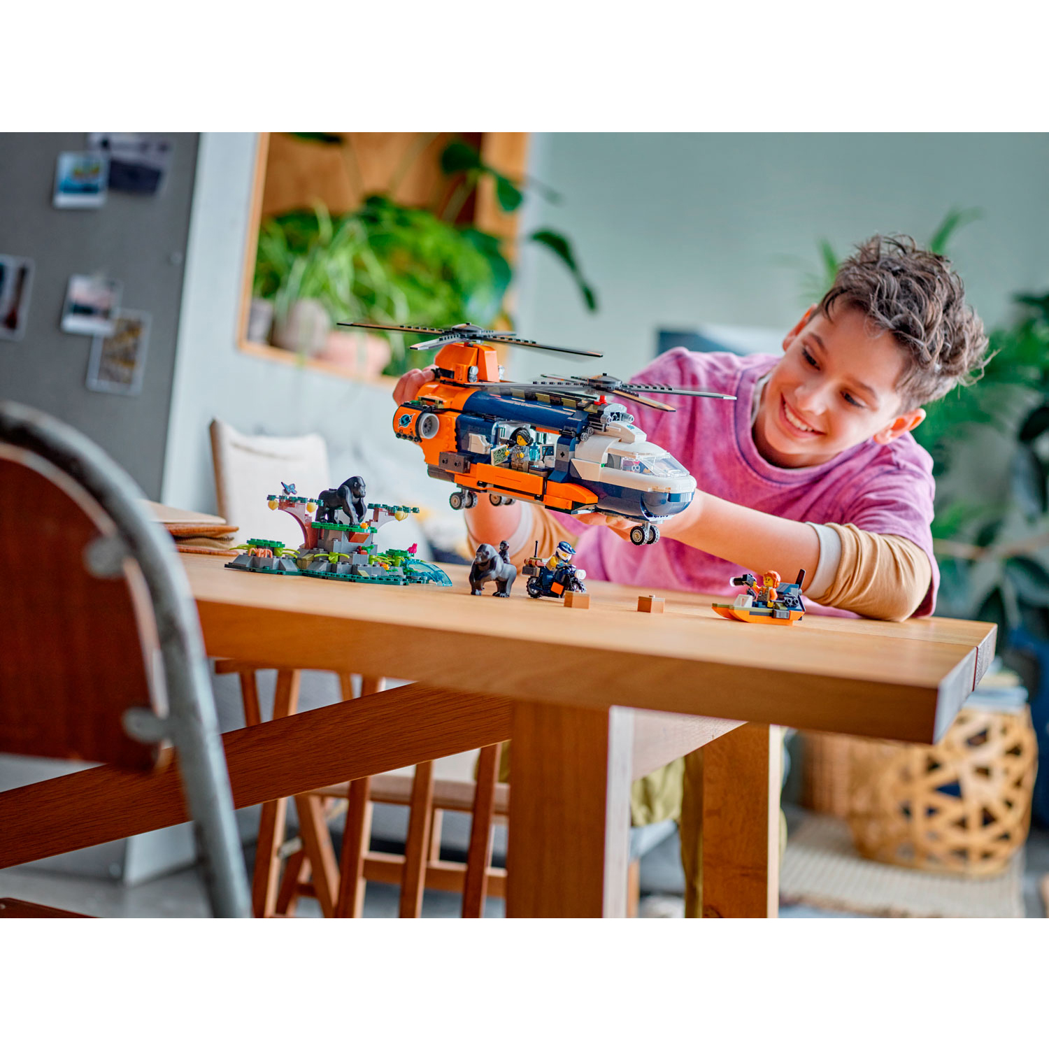 Конструктор LEGO City Вертолет исследователей 881 дет. - фото 7