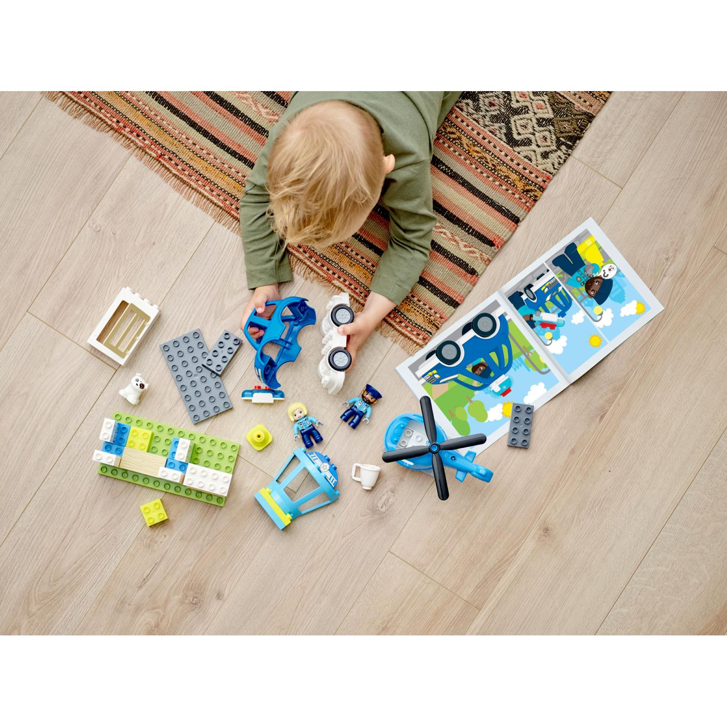 Конструктор LEGO DUPLO Полицейский участок и вертолёт - фото 8