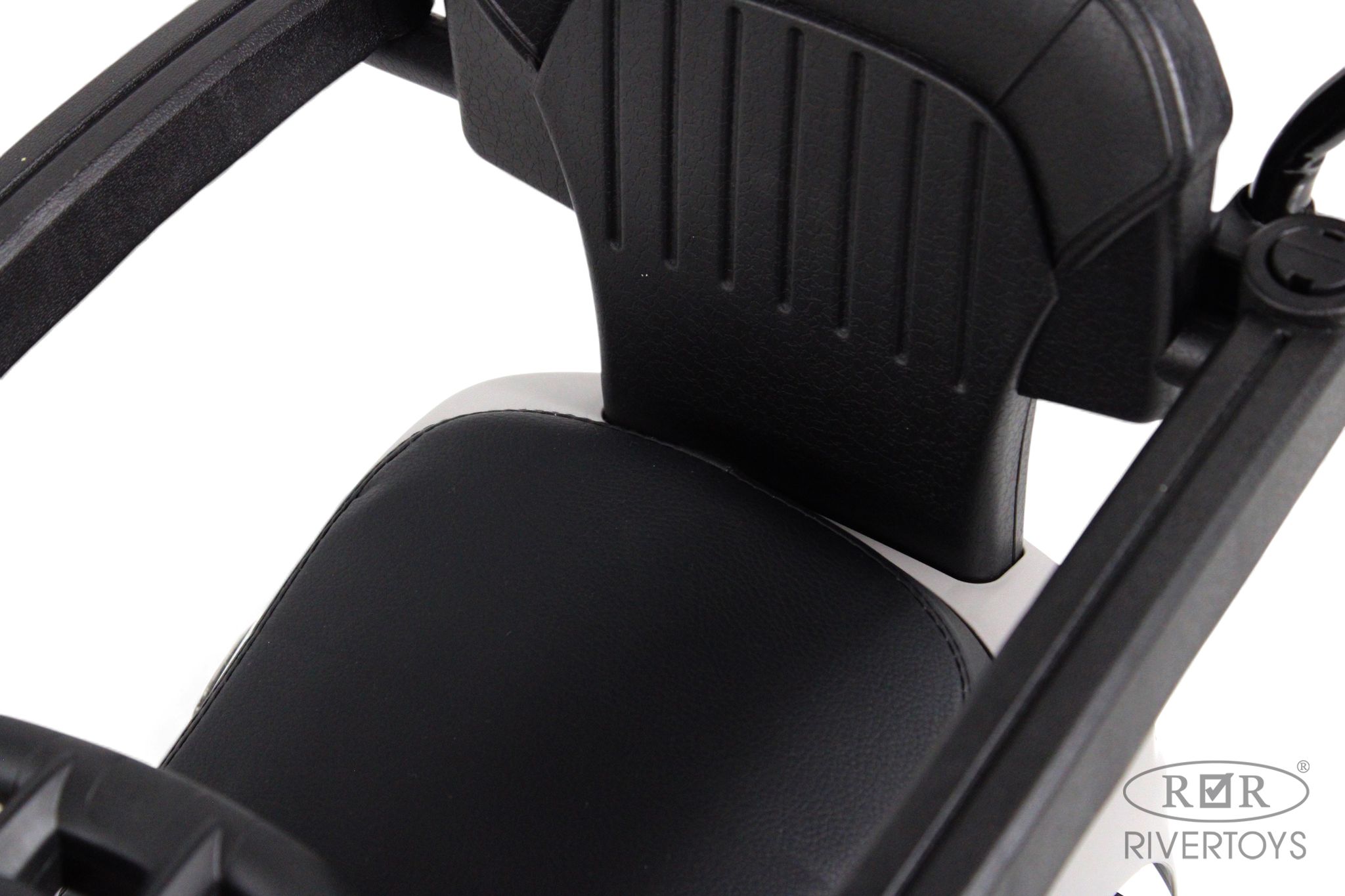 Каталка RIVERTOYS Z005ZZ-TP-GREY серый - фото 6