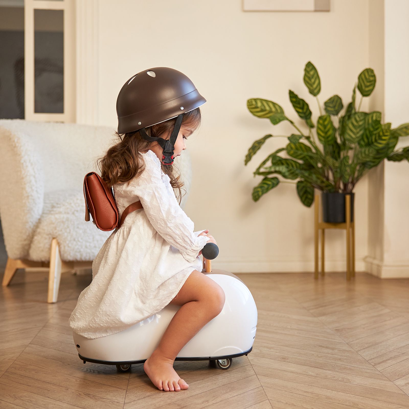 Толокар UNIX Kids Peanut Grey машинка каталка детская для мальчиков, бибикар девочек и малышей - фото 9