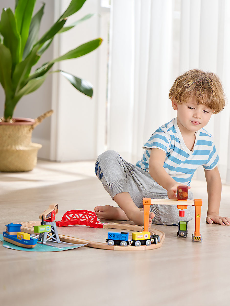 Набор железнодорожный Hape E3791_HP - фото 2
