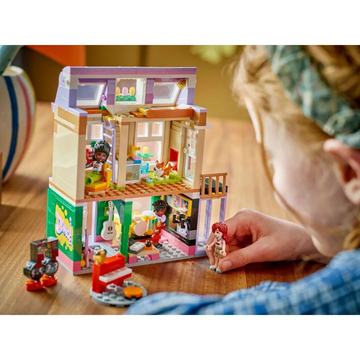 Конструктор LEGO Friends Музыкальный магазин 483 дет. - фото 10