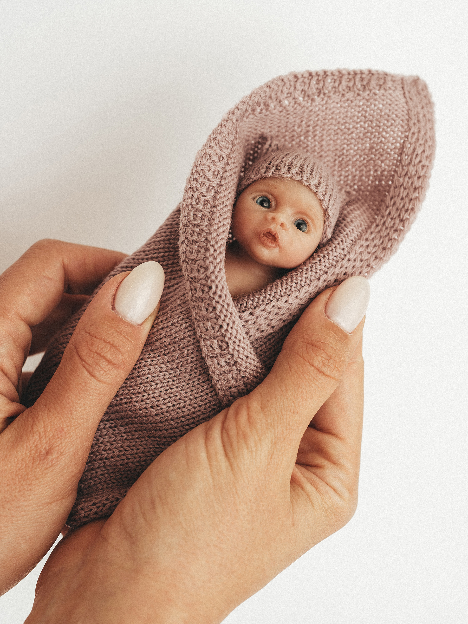 Кукла мини Magic Manufactory Magic baby Пупс Reborn высота 12 см 4631162180895 - фото 3