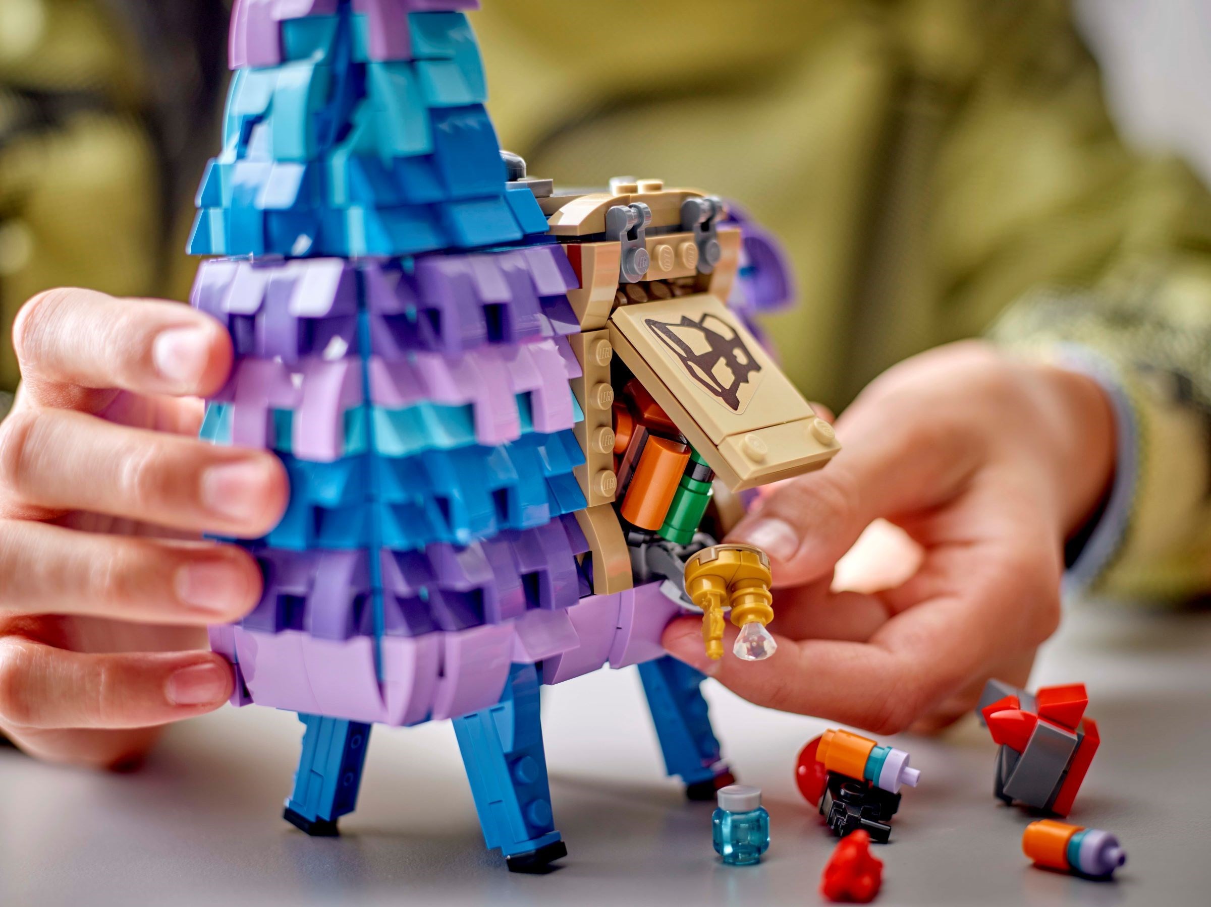 Конструктор LEGO Fortnite 77071 691 дет. - фото 8