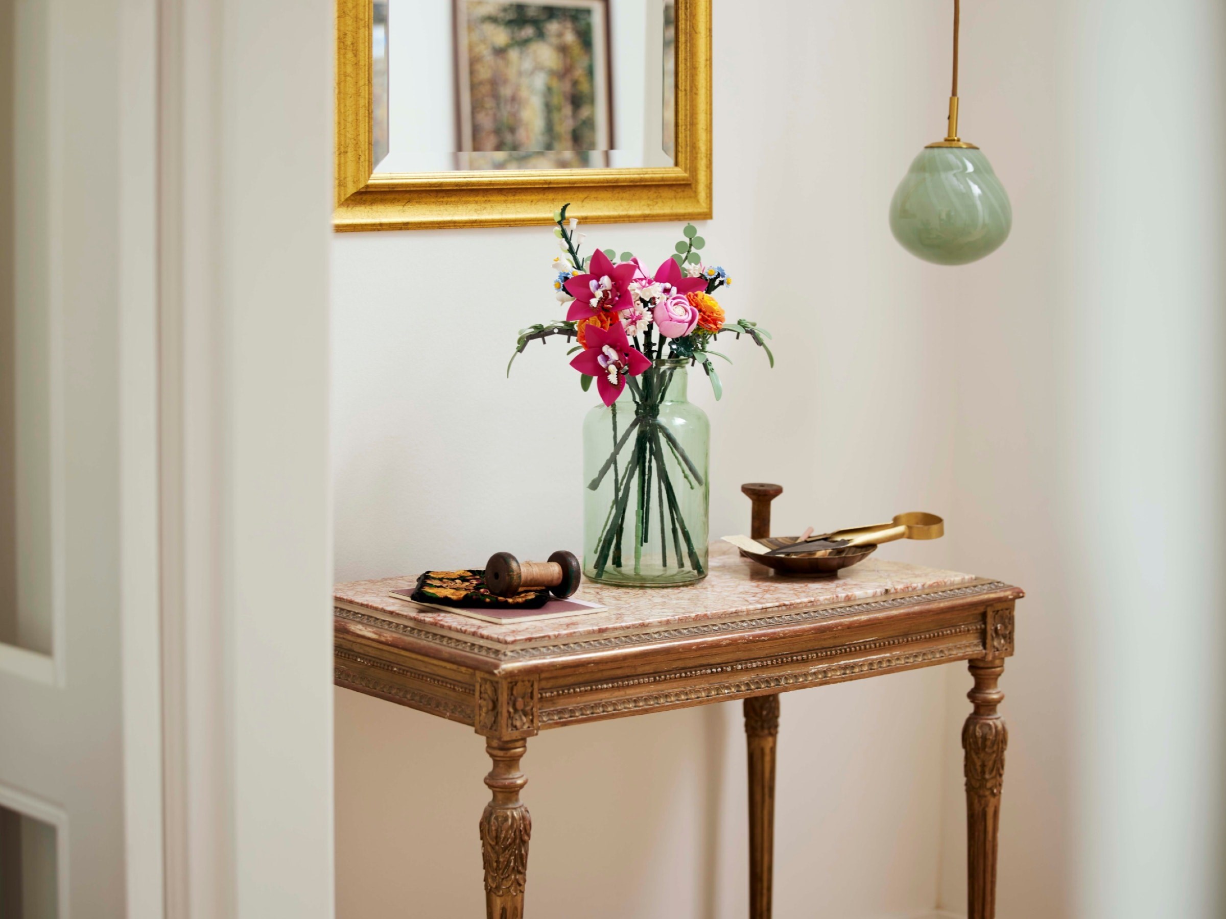 Конструктор LEGO Botanicals 10342 749 дет. - фото 6