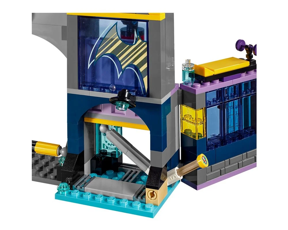 Конструктор LEGO DC Super Heroes Girls 41237 351 дет. - фото 6