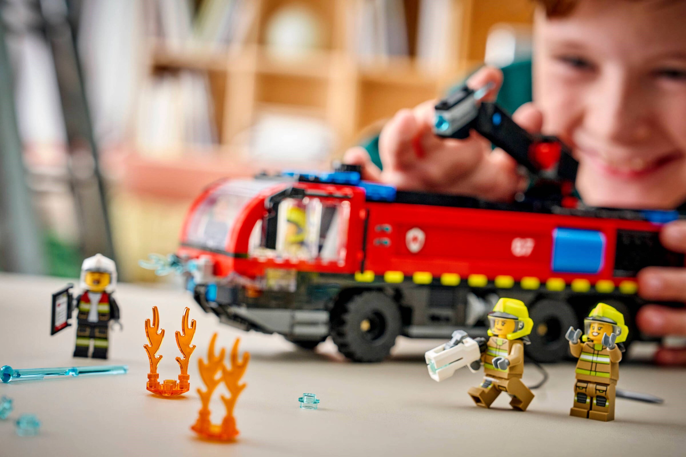 Конструктор LEGO City 60499 691 дет. - фото 4