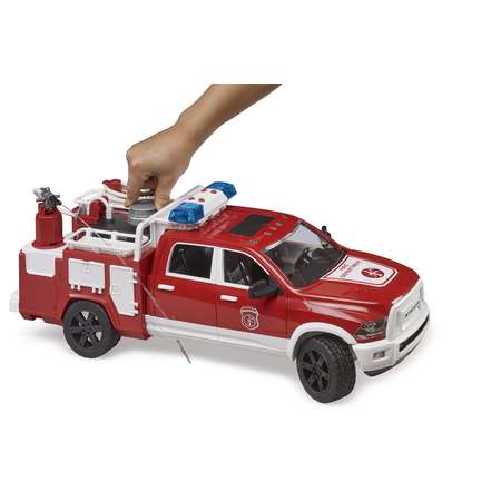 Пожарная машина Bruder Dodge RAM 2500 1:16